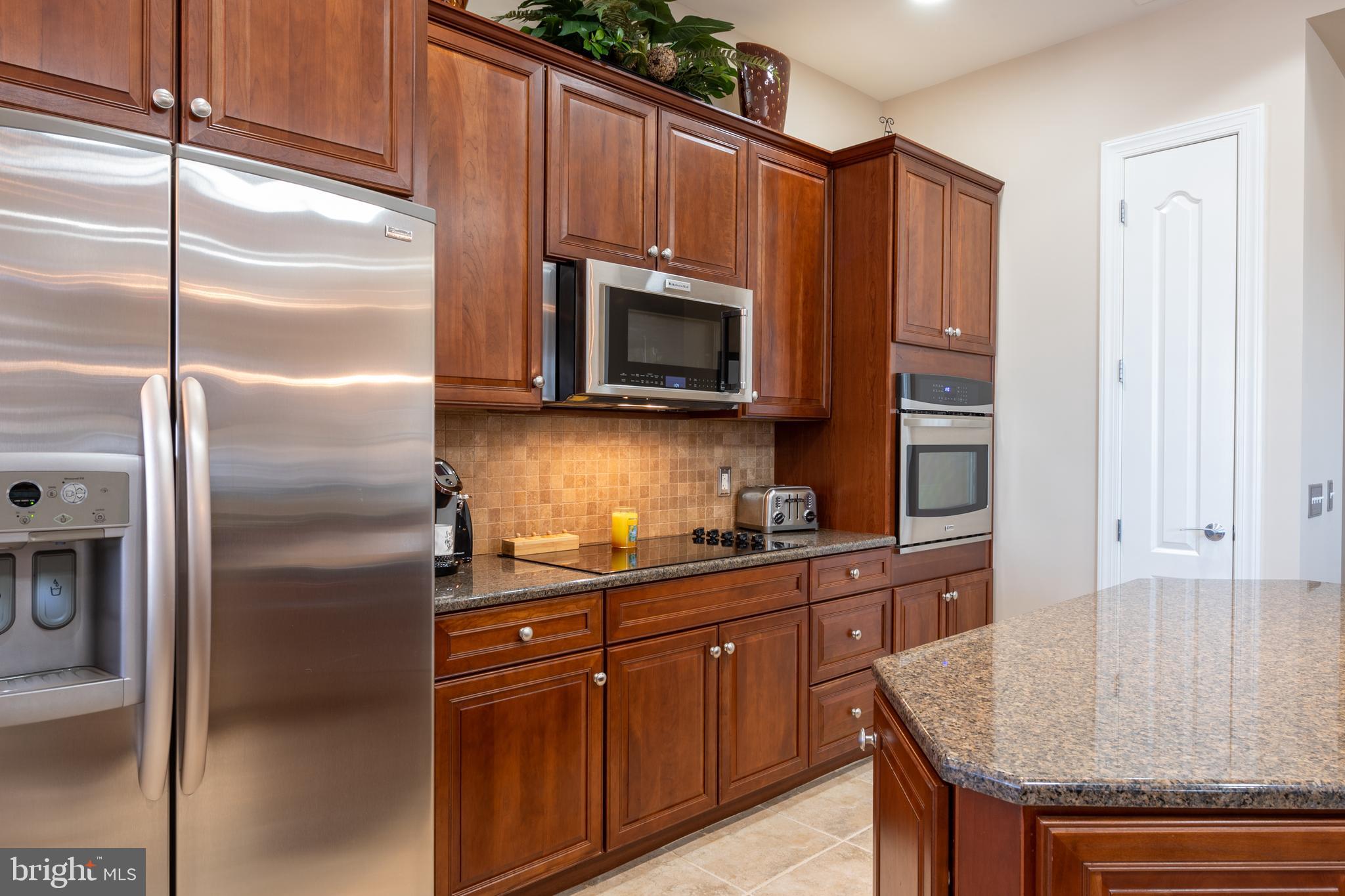 GRANDVIEW AT ANNAPOLIS TOWNE CENTRE - Residential