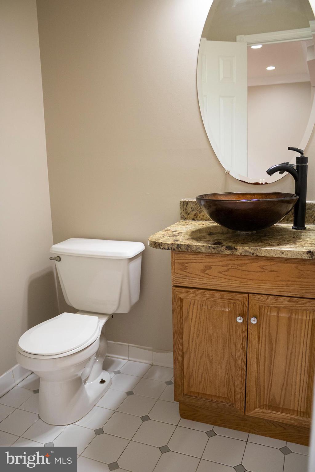 MCNAIR FARMS - Residential Lease