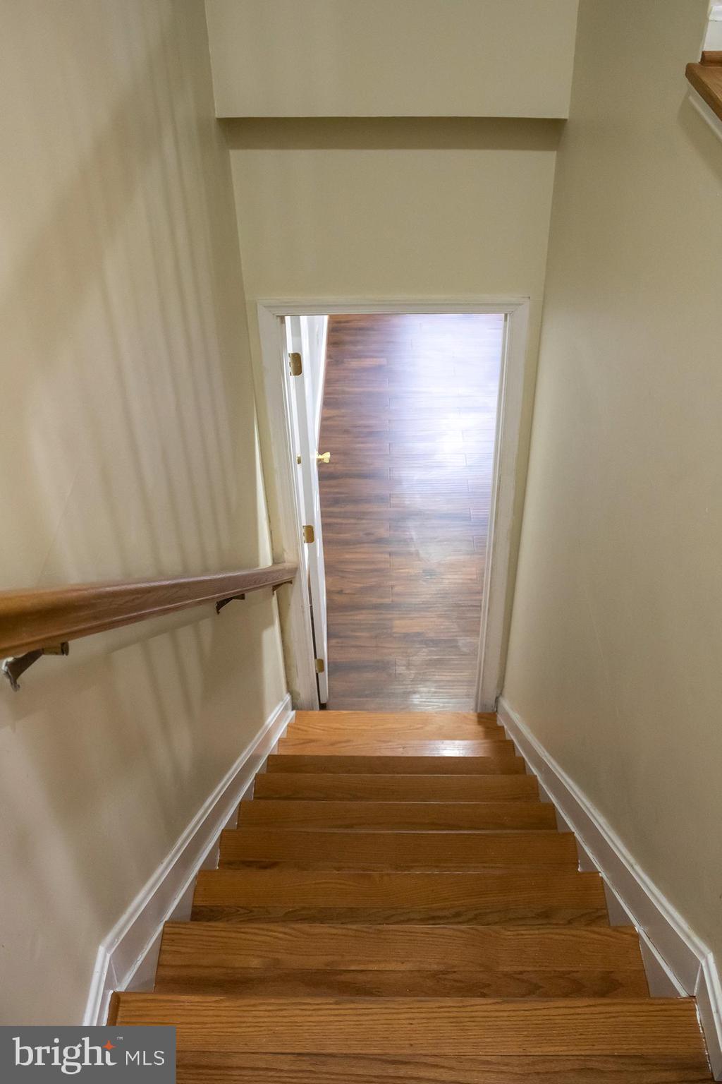 MCNAIR FARMS - Residential Lease