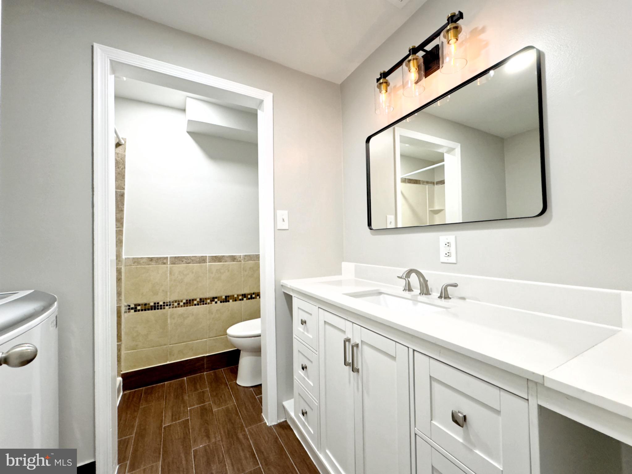 DUMFRIES OLDE PORT - Residential Lease