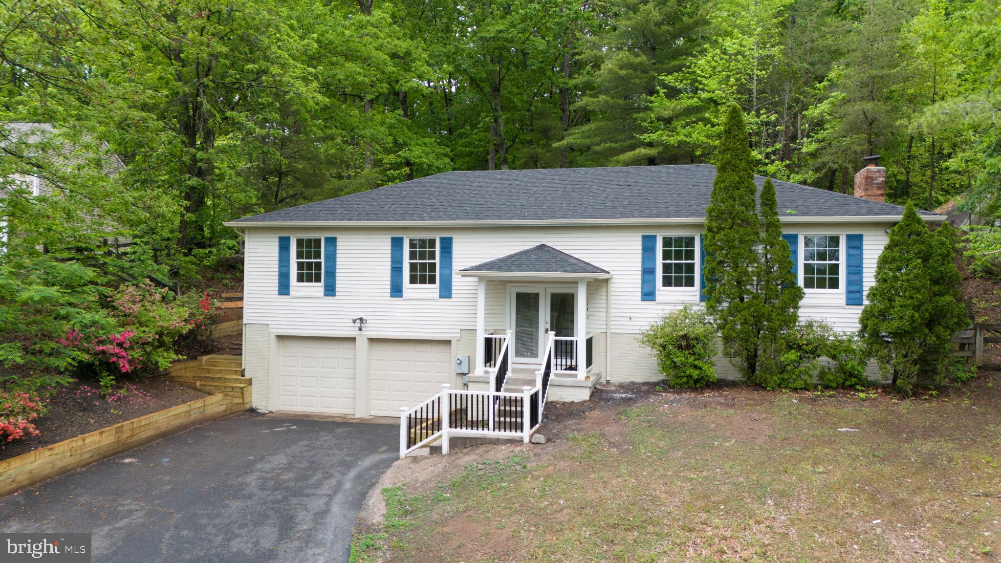 DUMFRIES OLDE PORT - Residential Lease