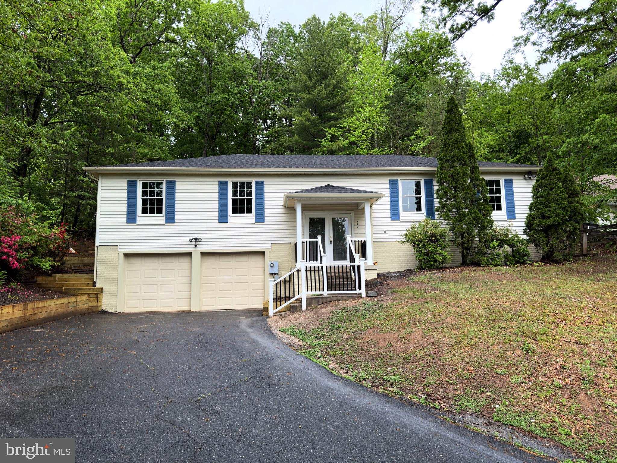 DUMFRIES OLDE PORT - Residential Lease