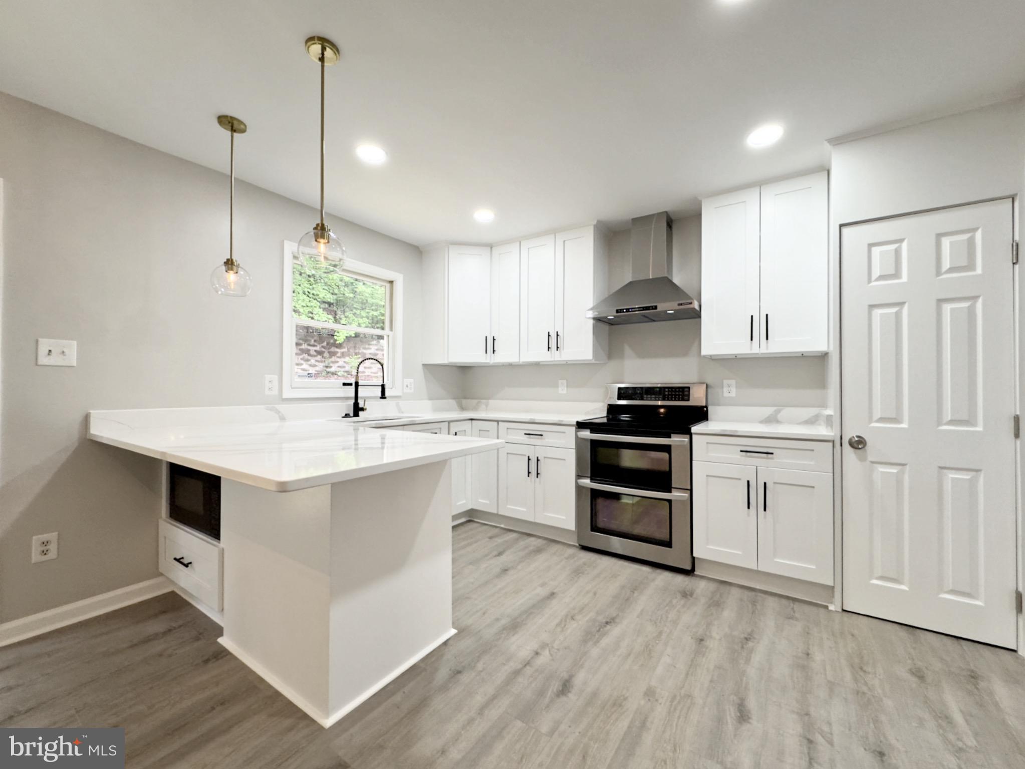 DUMFRIES OLDE PORT - Residential Lease