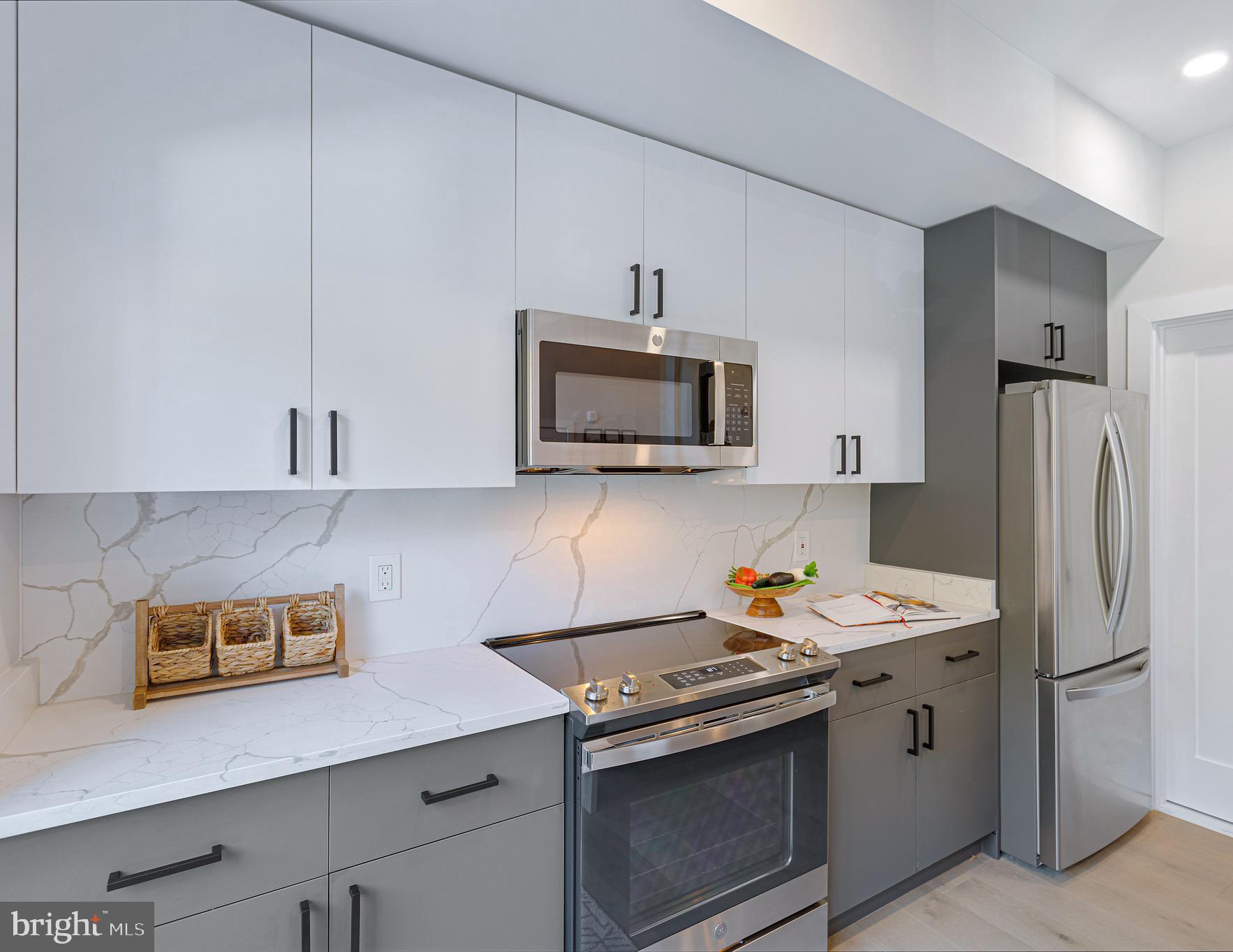 2209 M STREET NE UNIT 3