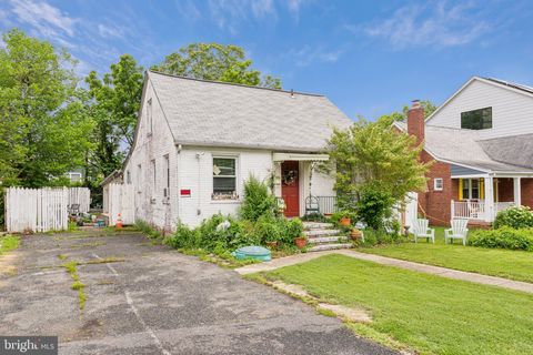 Homes For Sale - 1019 21st Street<br/> ARLINGTON, VA 22202