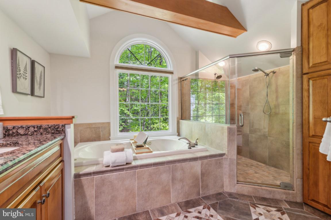 ARDMORE WOODS - Residential