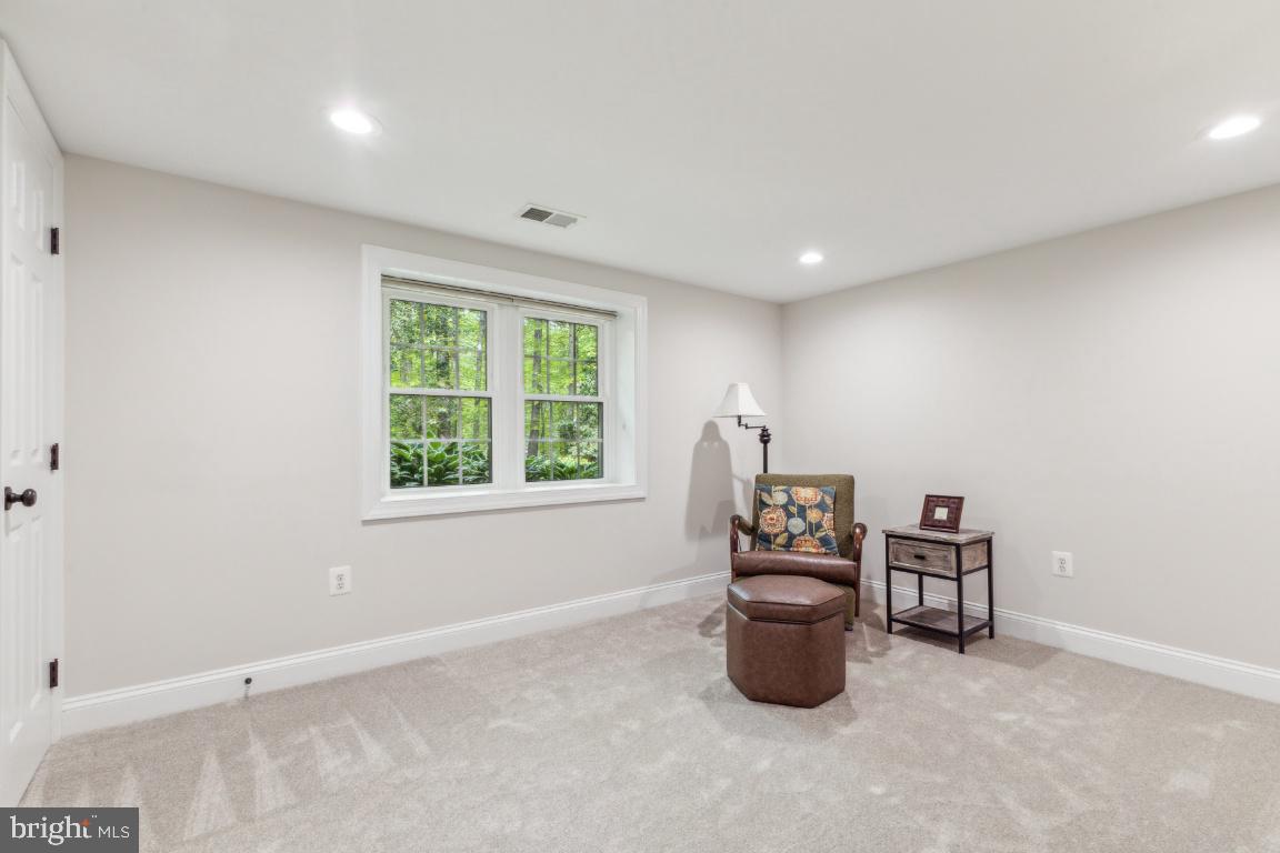 ARDMORE WOODS - Residential