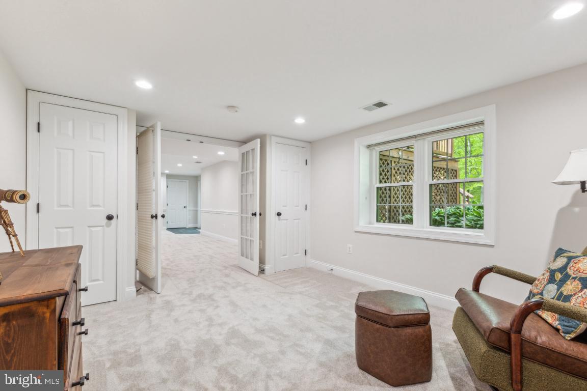 ARDMORE WOODS - Residential