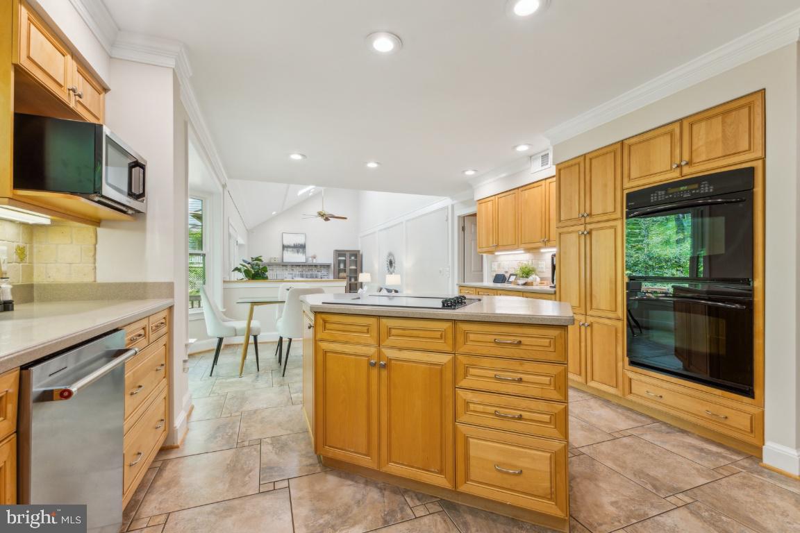 ARDMORE WOODS - Residential