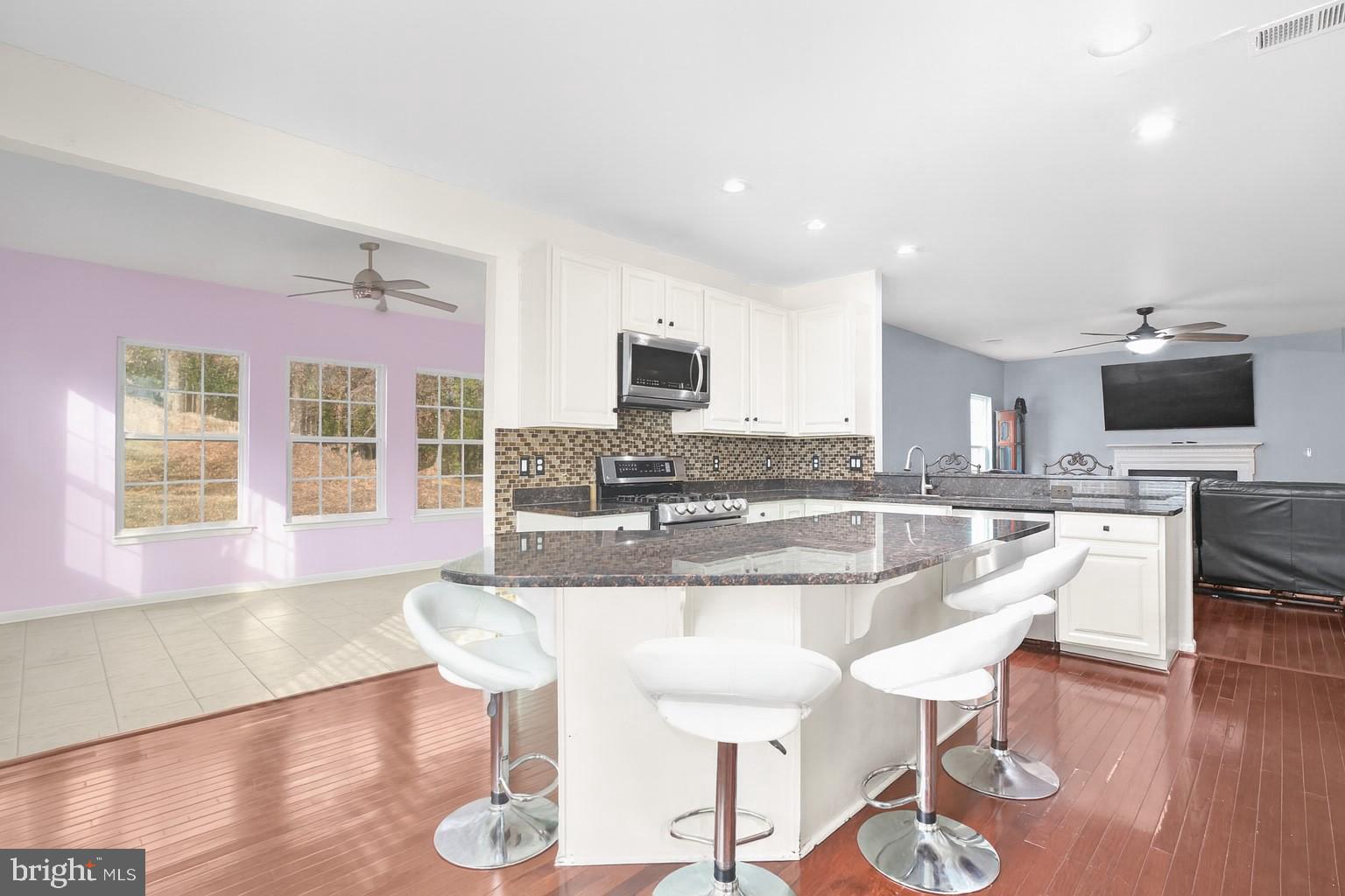 BRENTSMILL - Residential Lease