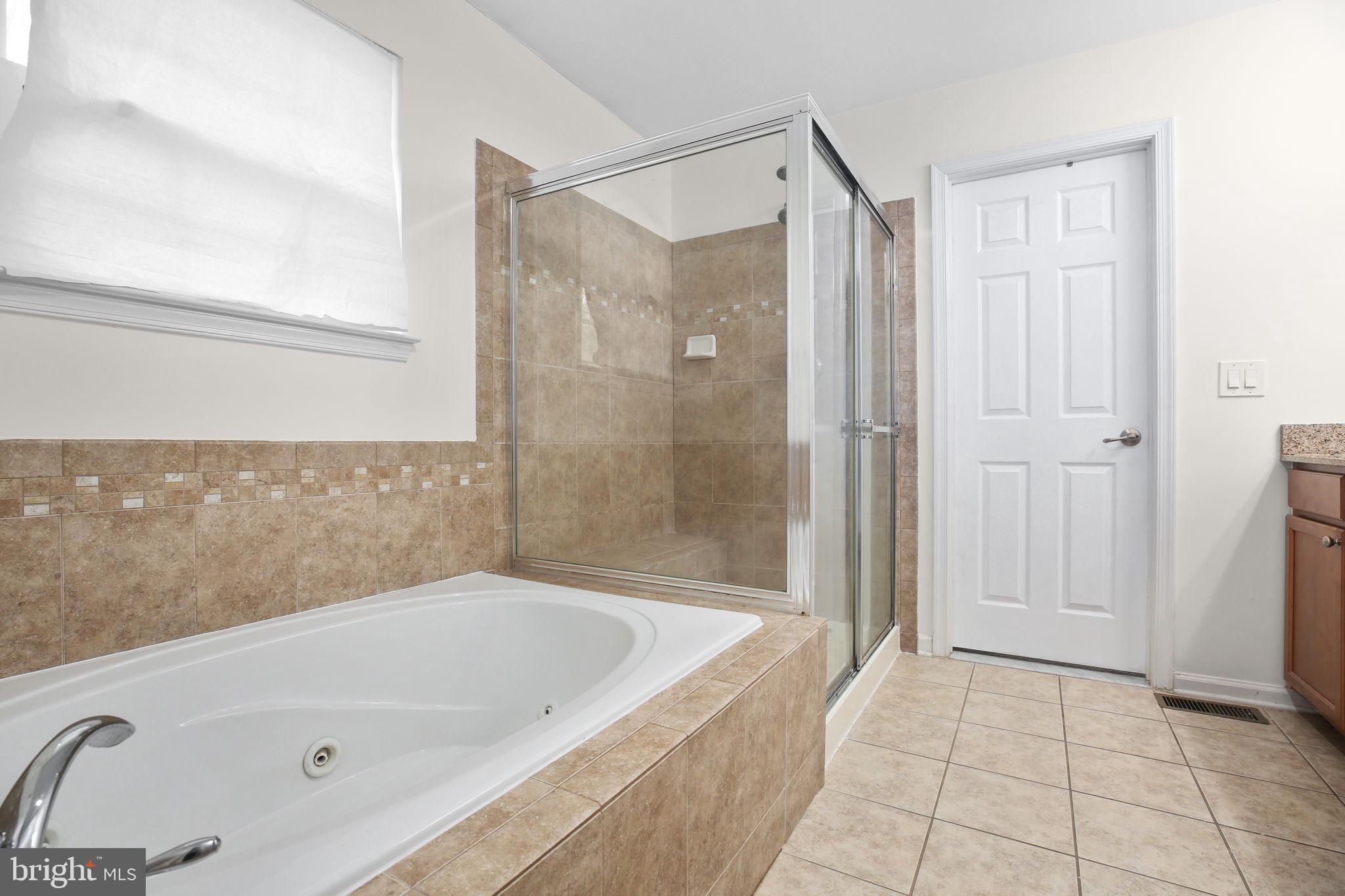 BRENTSMILL - Residential Lease