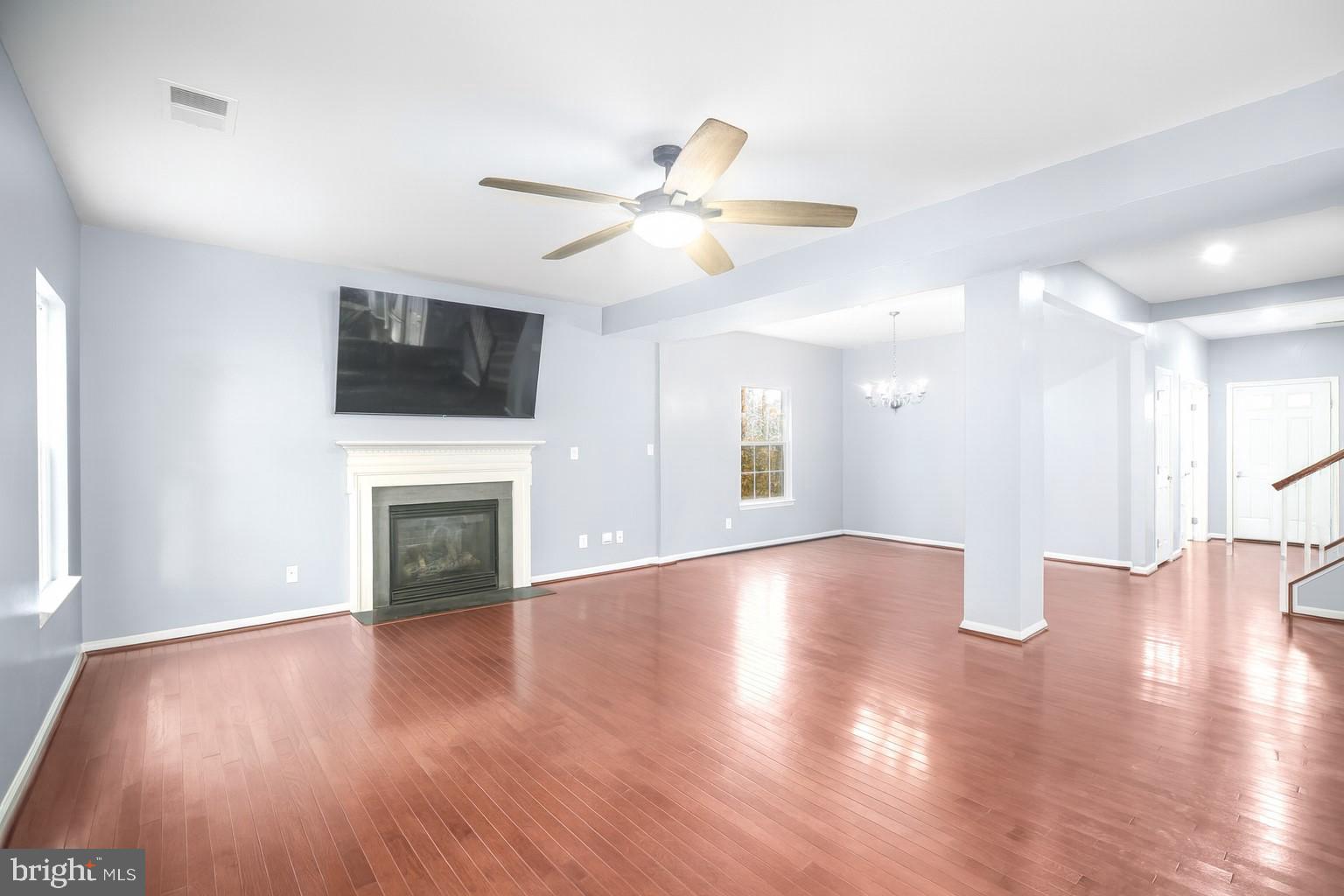 BRENTSMILL - Residential Lease