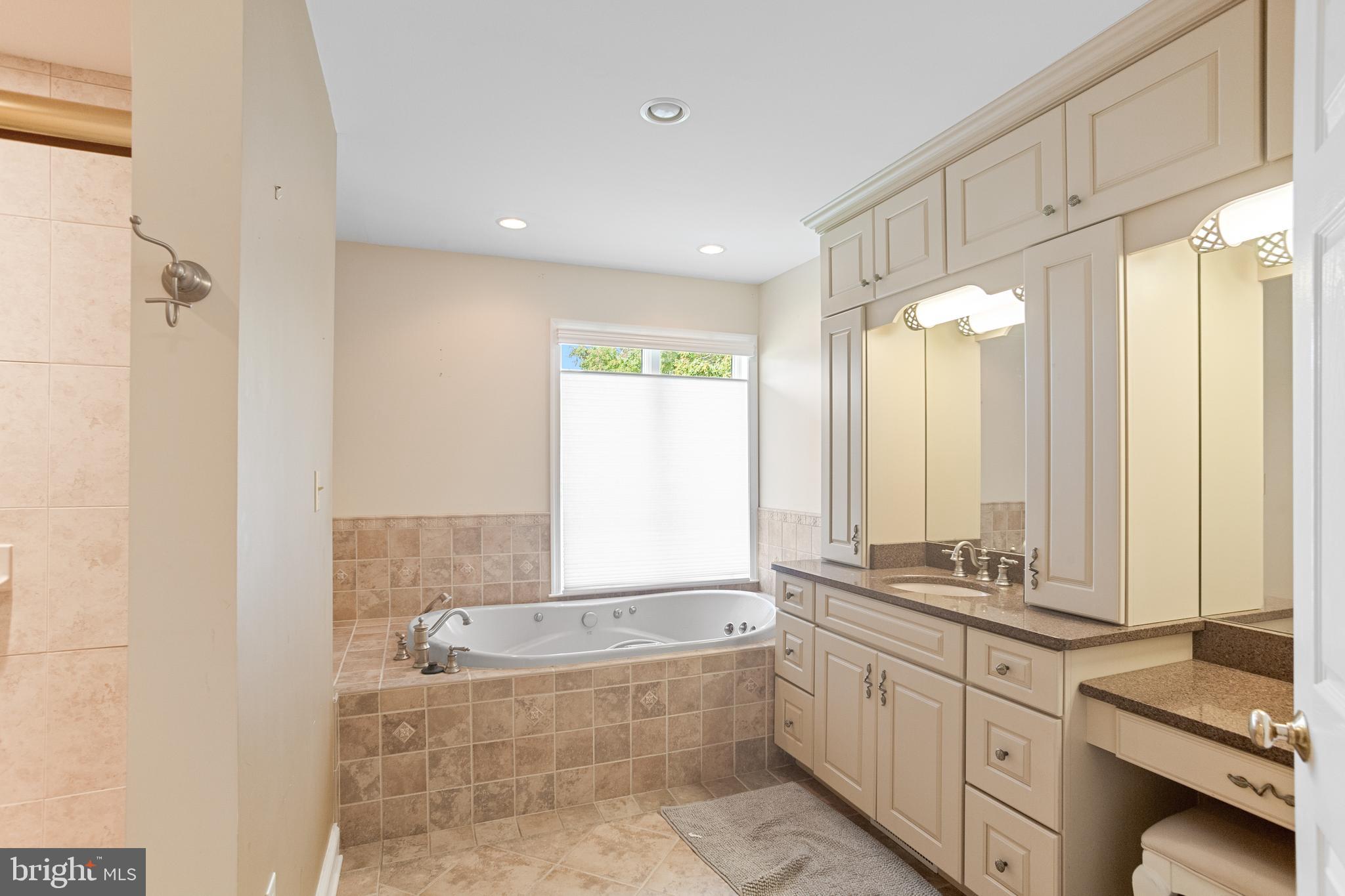 WYE HARBOR - Residential