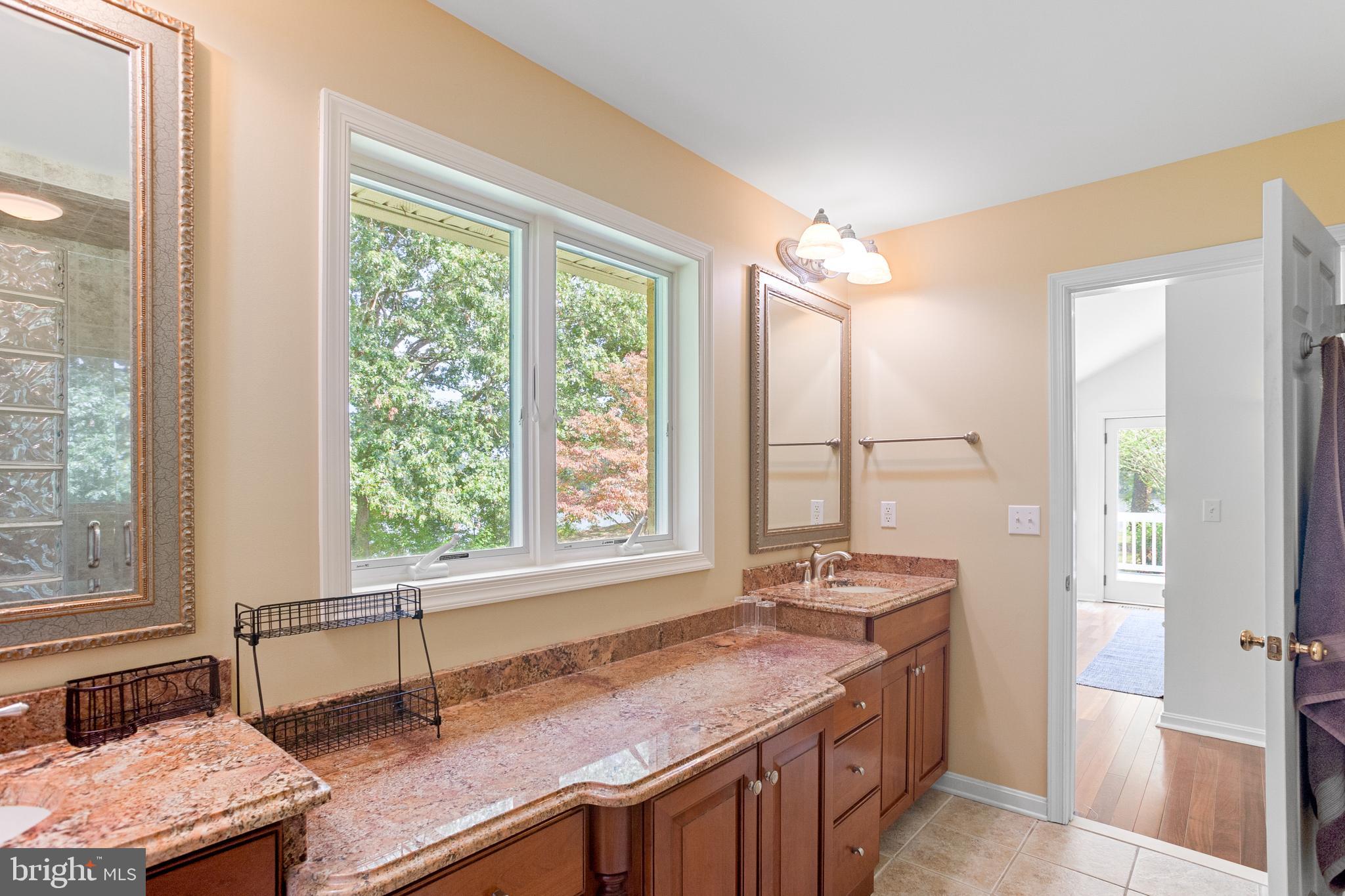 WYE HARBOR - Residential