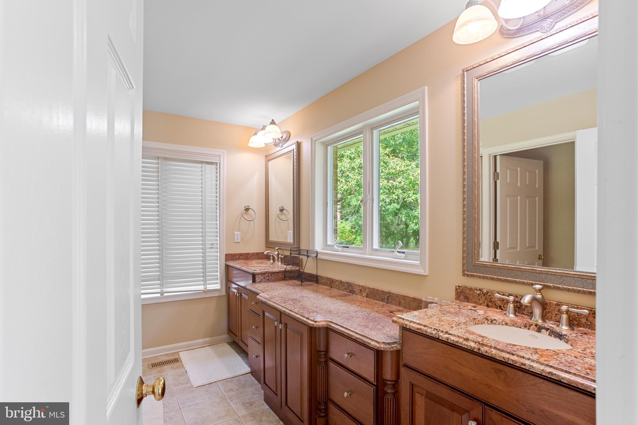 WYE HARBOR - Residential