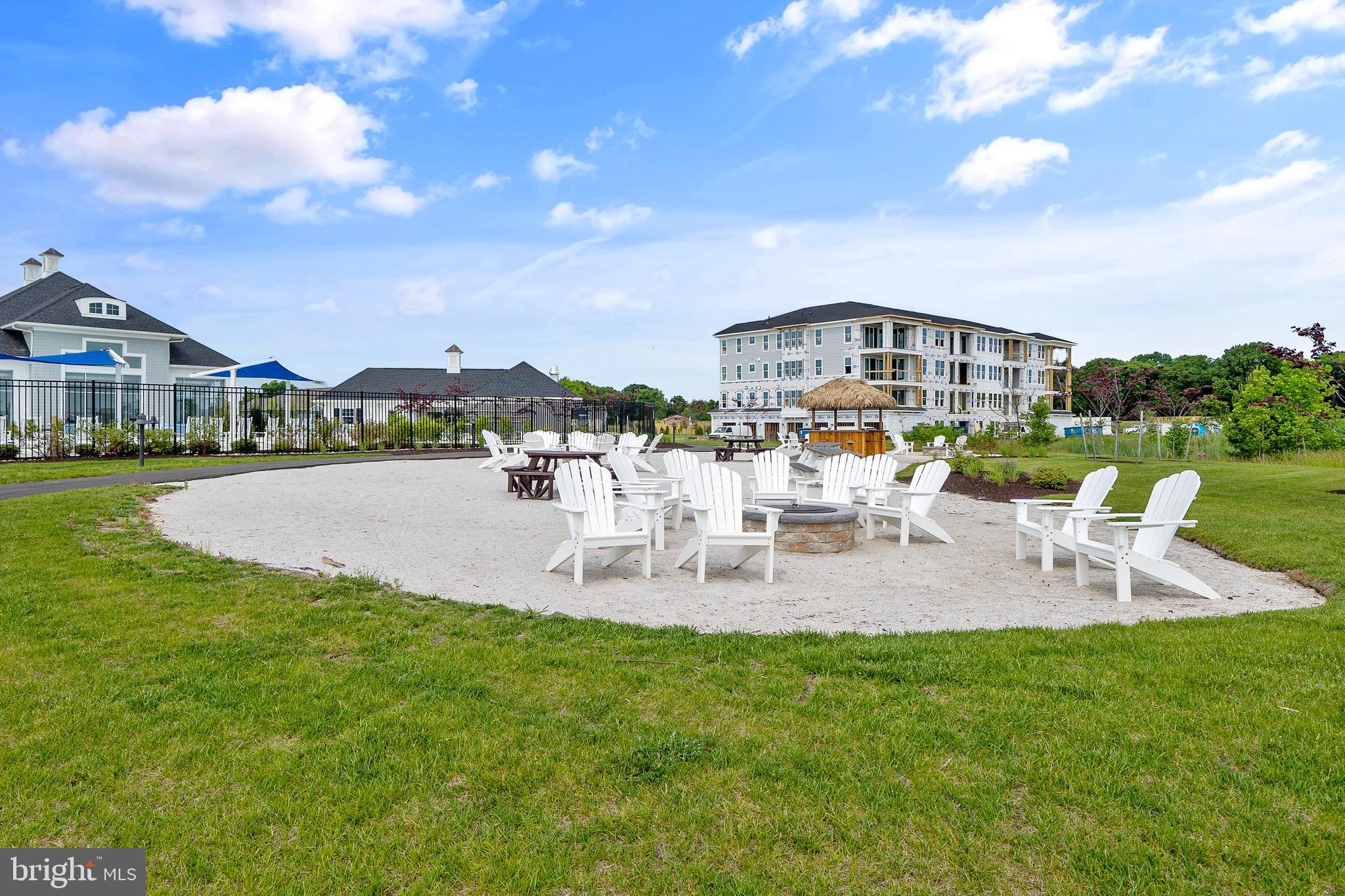FOUR SEASONS AT KENT ISLAND - Residential