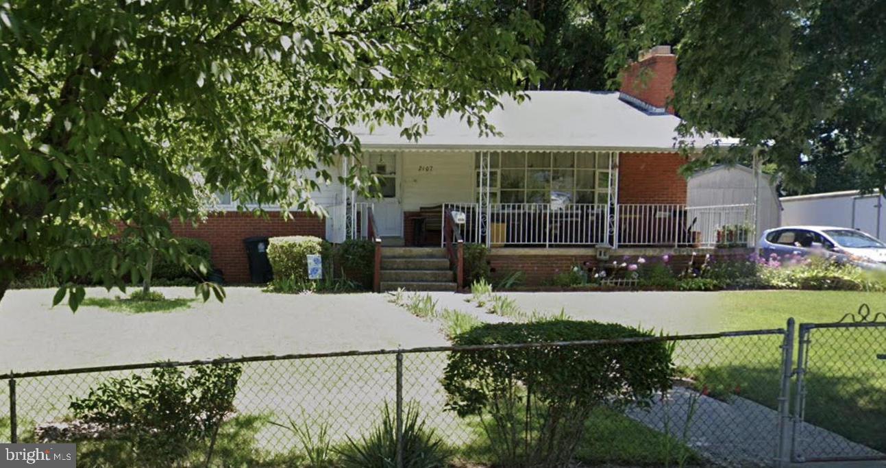 KENT VILLAGE - Residential