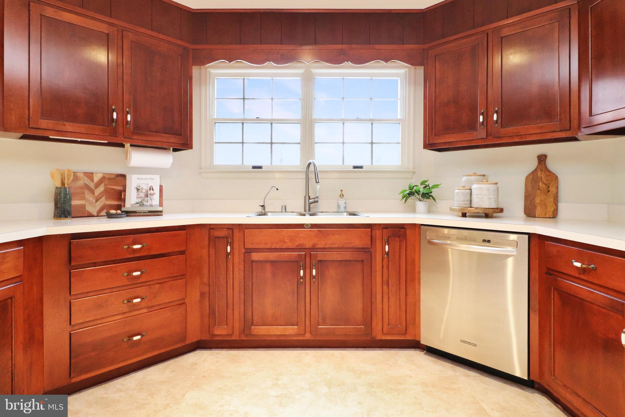 OAKDALE CROSSING - Residential
