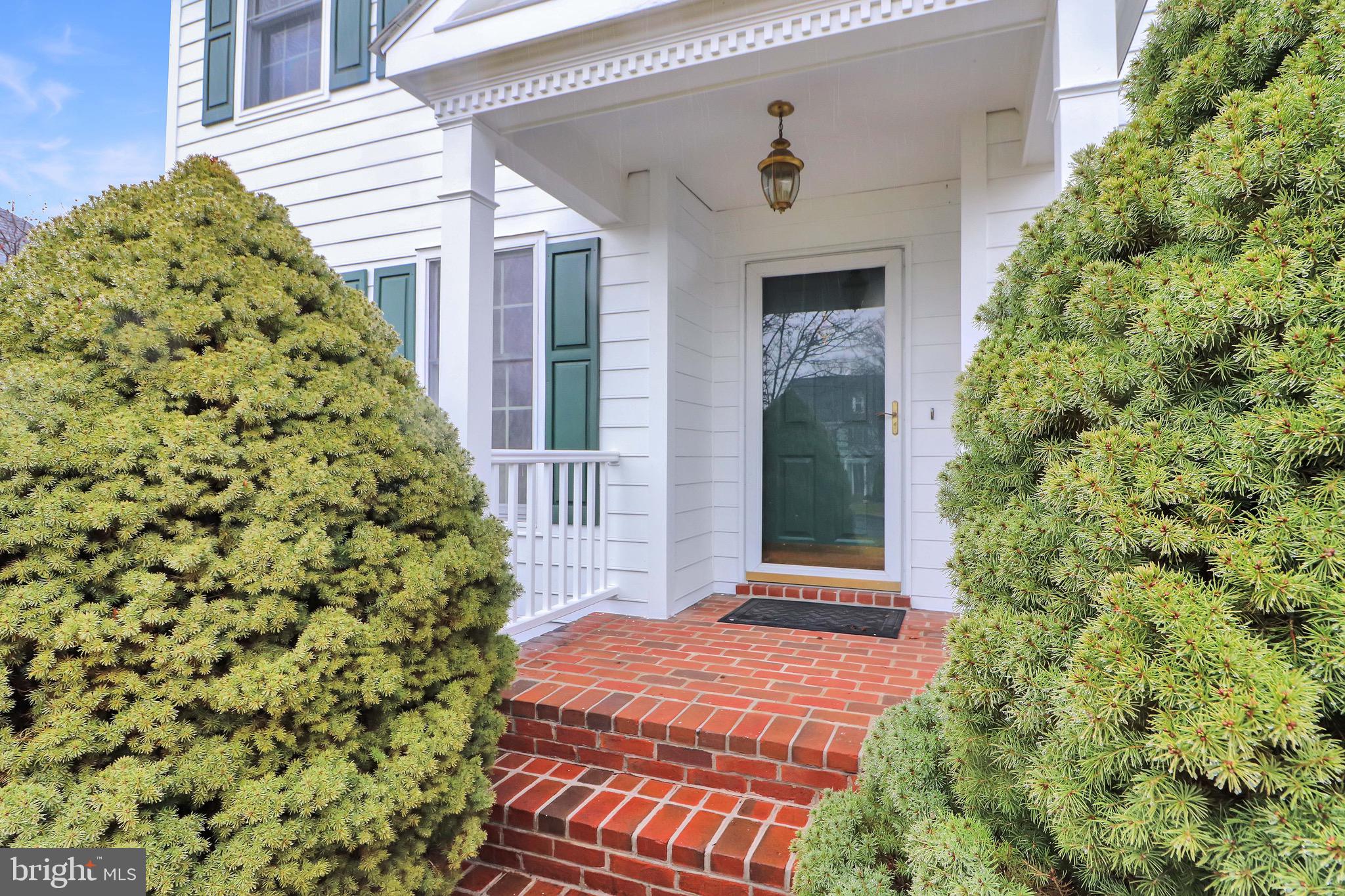 OAKDALE CROSSING - Residential