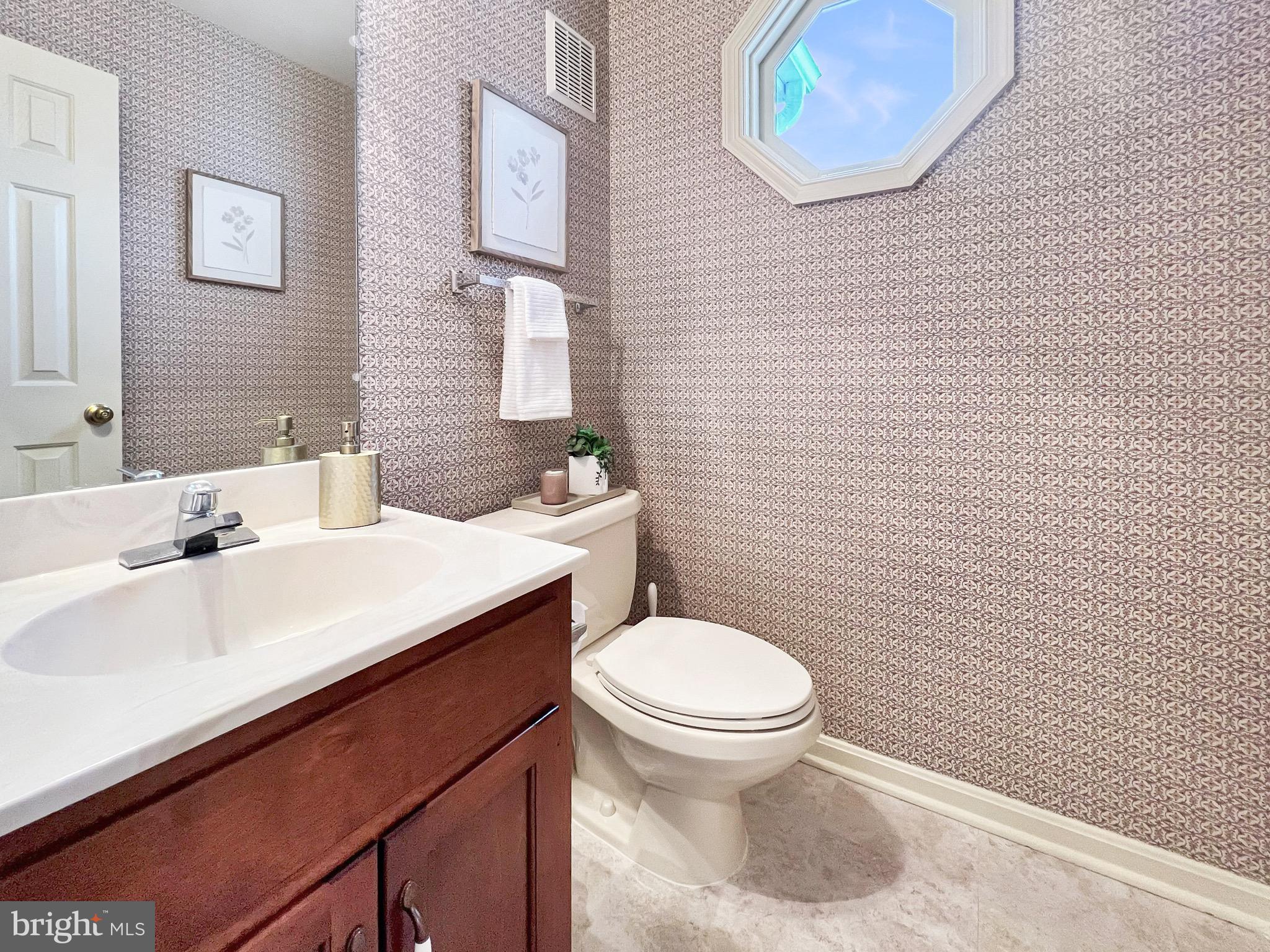 OAKDALE CROSSING - Residential