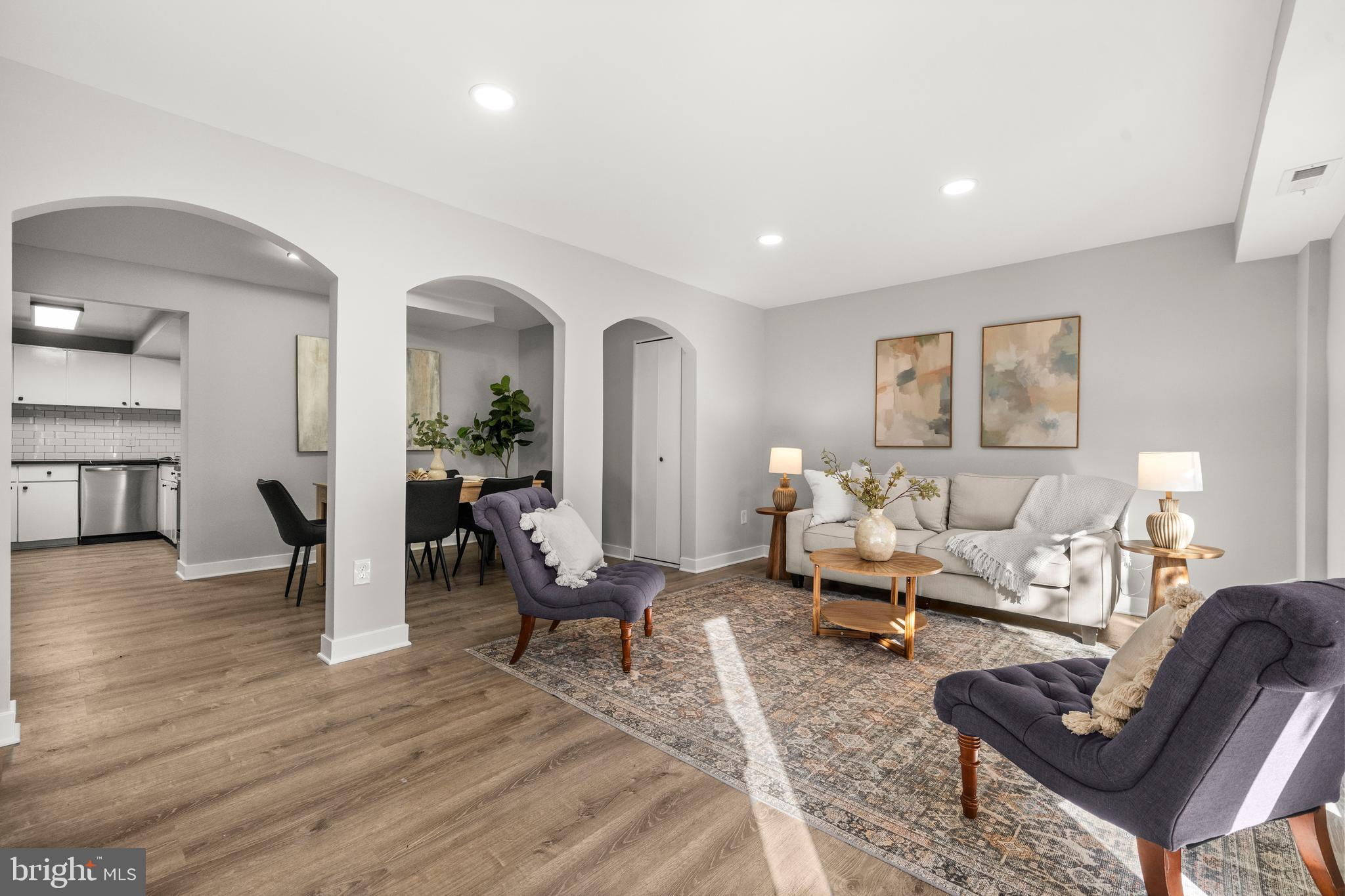 2420 SUN VALLEY CIRCLE 6-EF