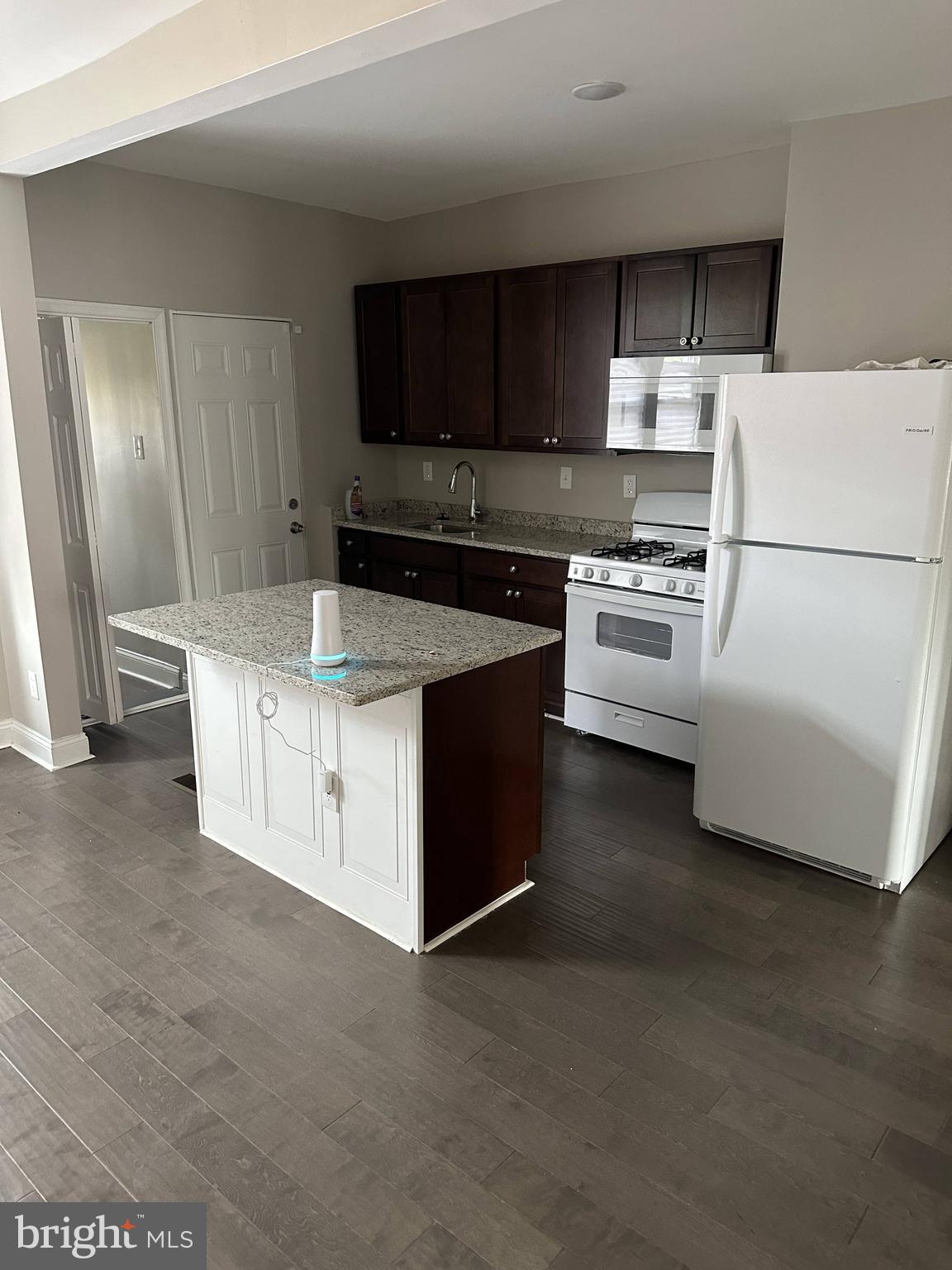 GREENSPRING - Residential