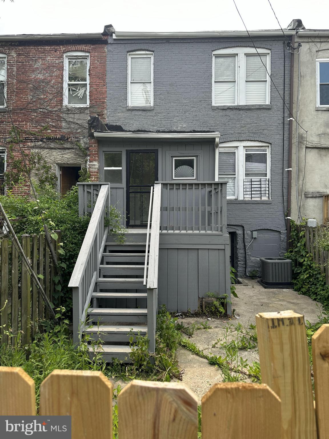 GREENSPRING - Residential