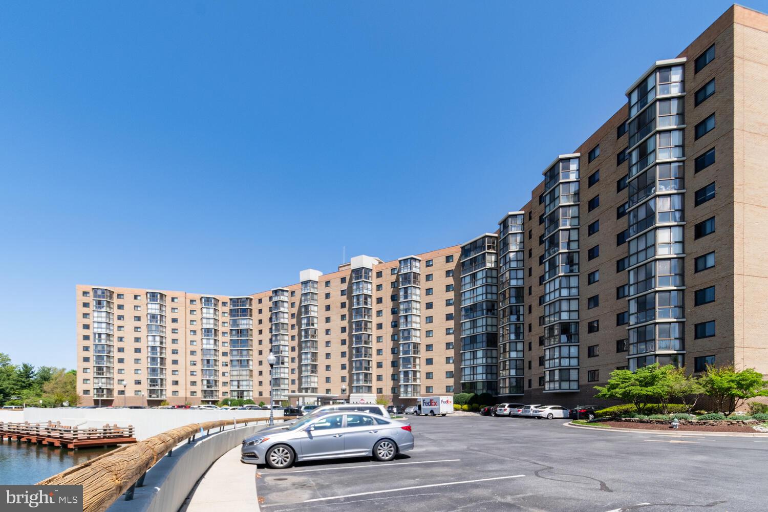 FAIRWAYS SOUTH - Residential