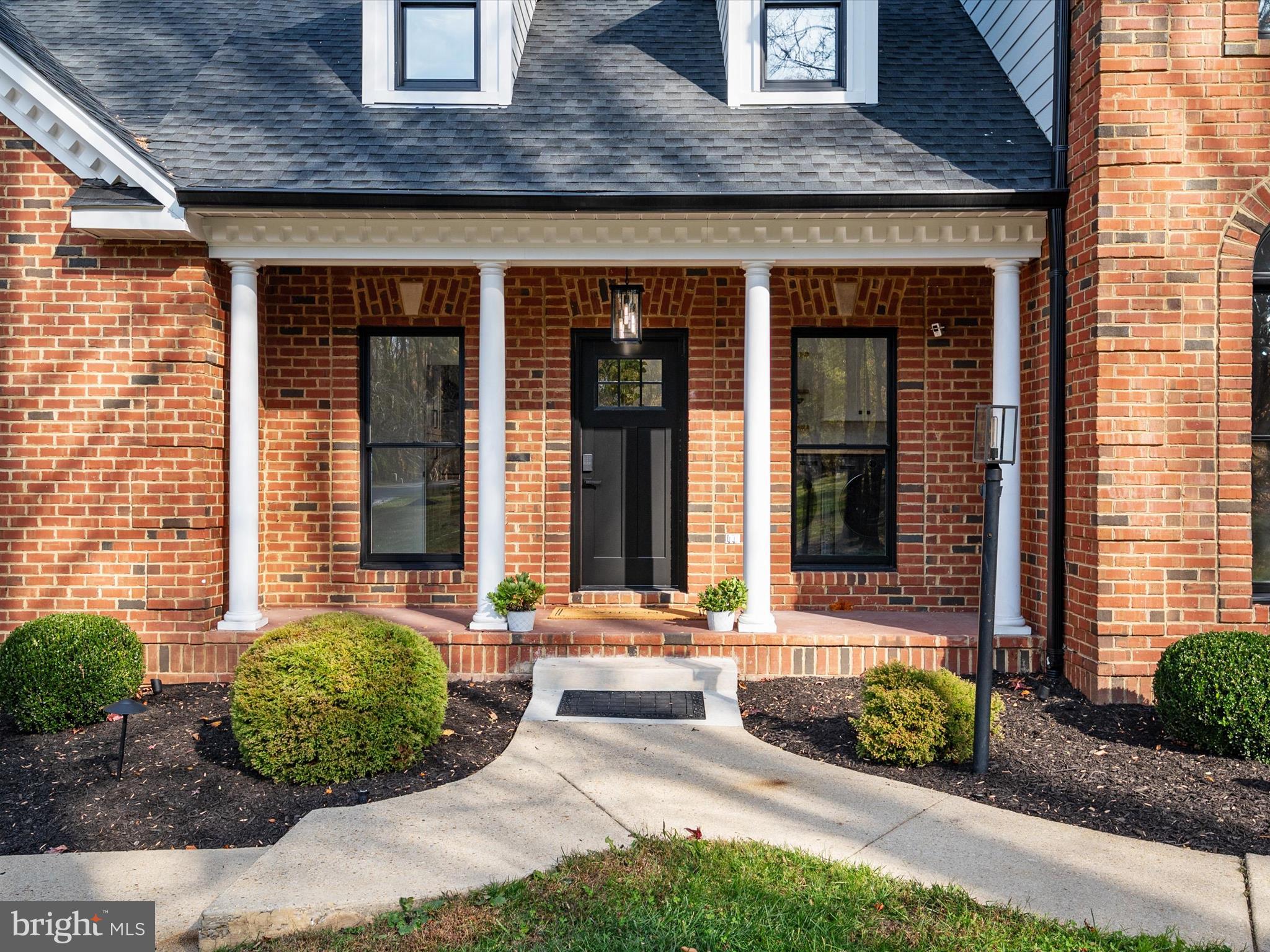 SOUTH RIVER COLONY - Residential