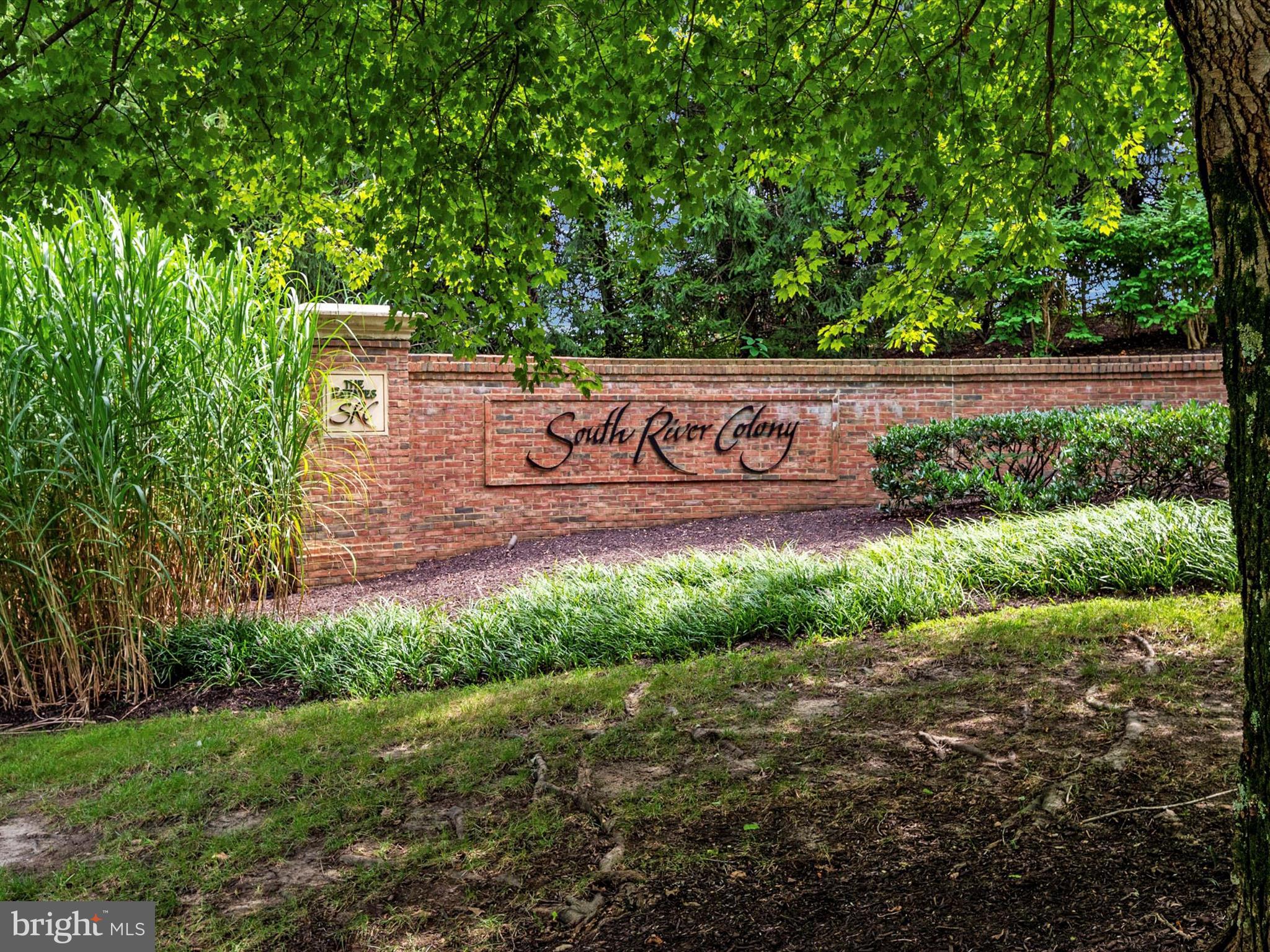 SOUTH RIVER COLONY - Residential