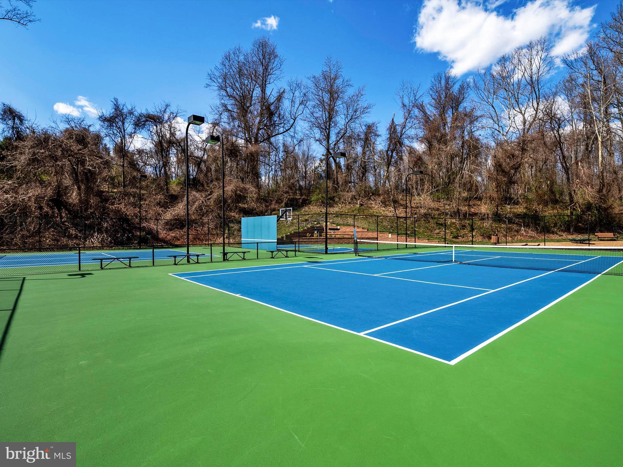 SOUTH RIVER COLONY - Residential