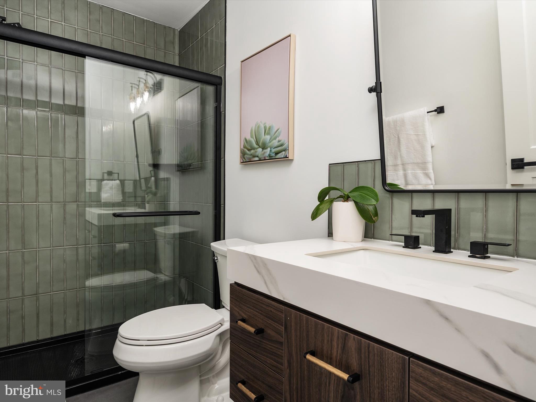 SOUTH RIVER COLONY - Residential