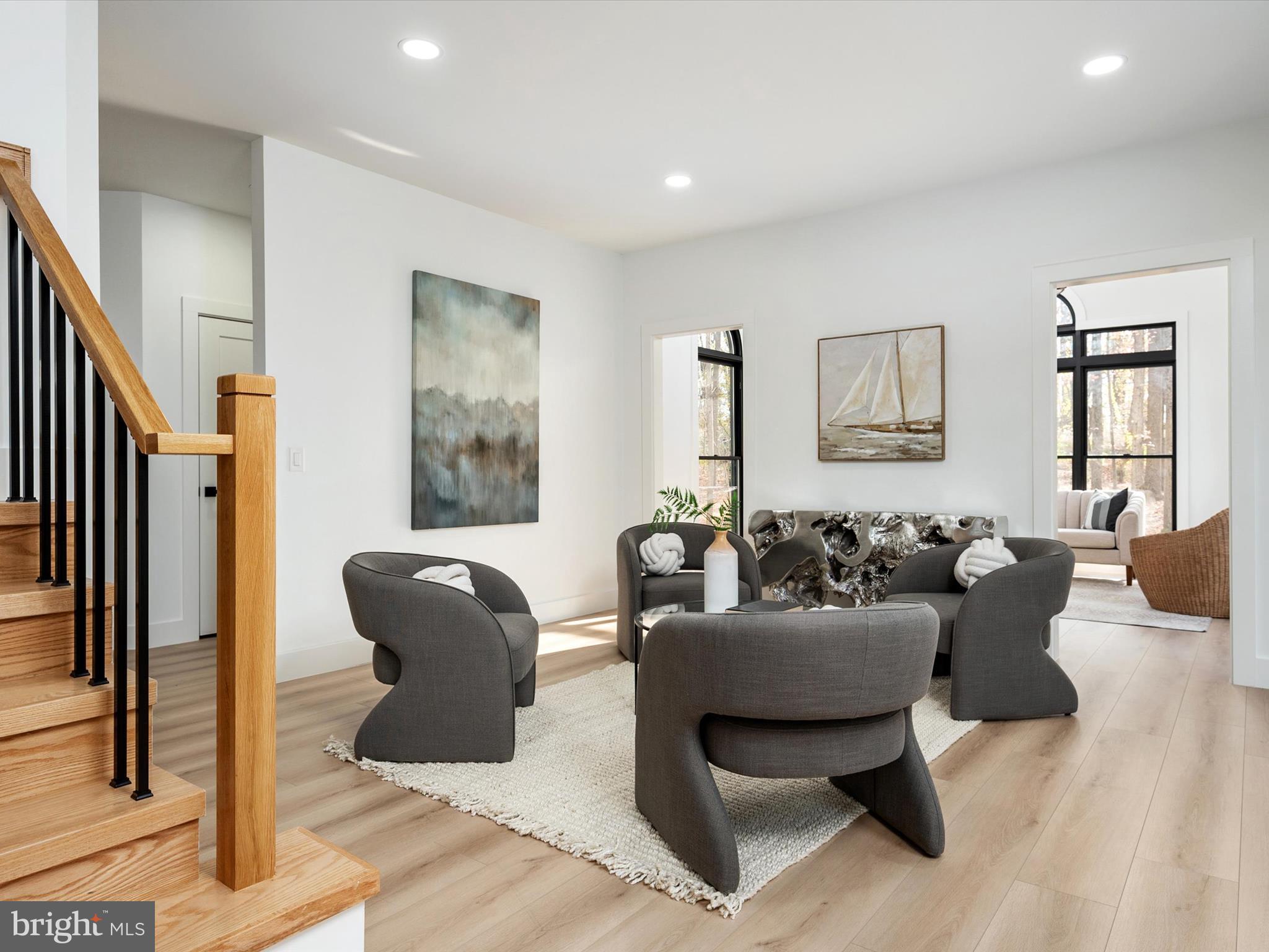 SOUTH RIVER COLONY - Residential