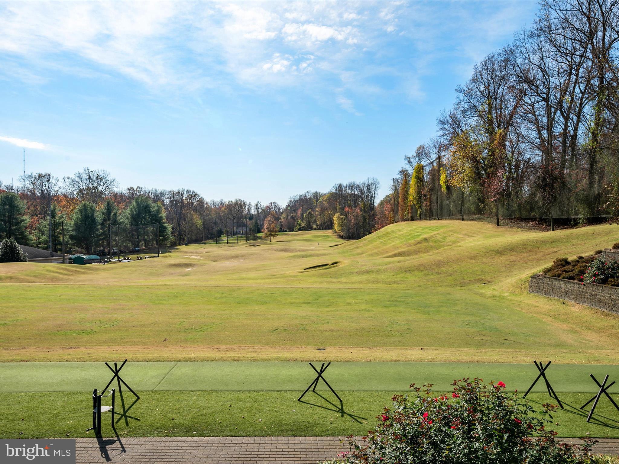 SOUTH RIVER COLONY - Residential