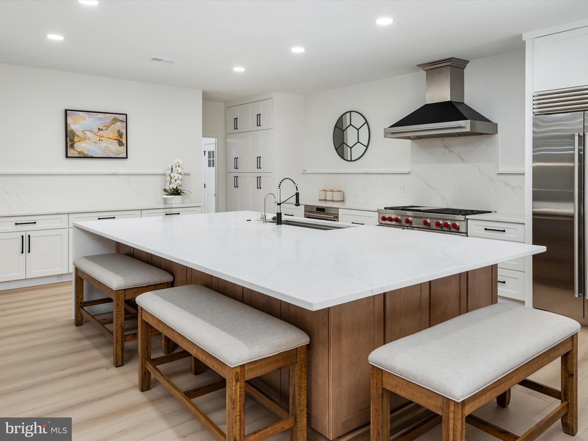 SOUTH RIVER COLONY - Residential