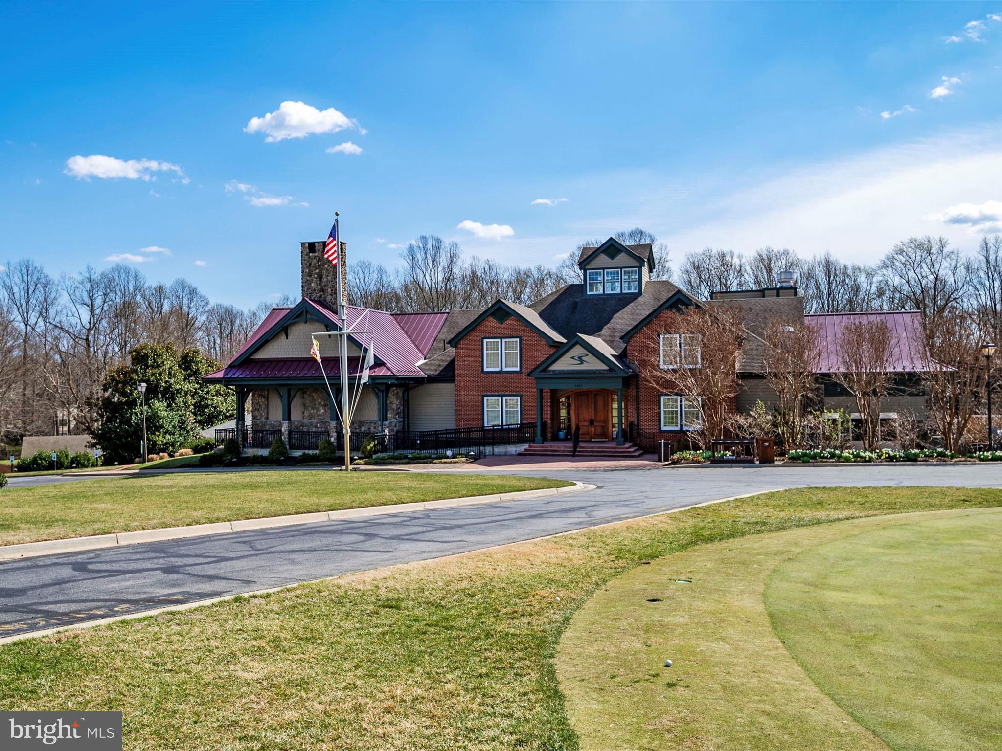 SOUTH RIVER COLONY - Residential