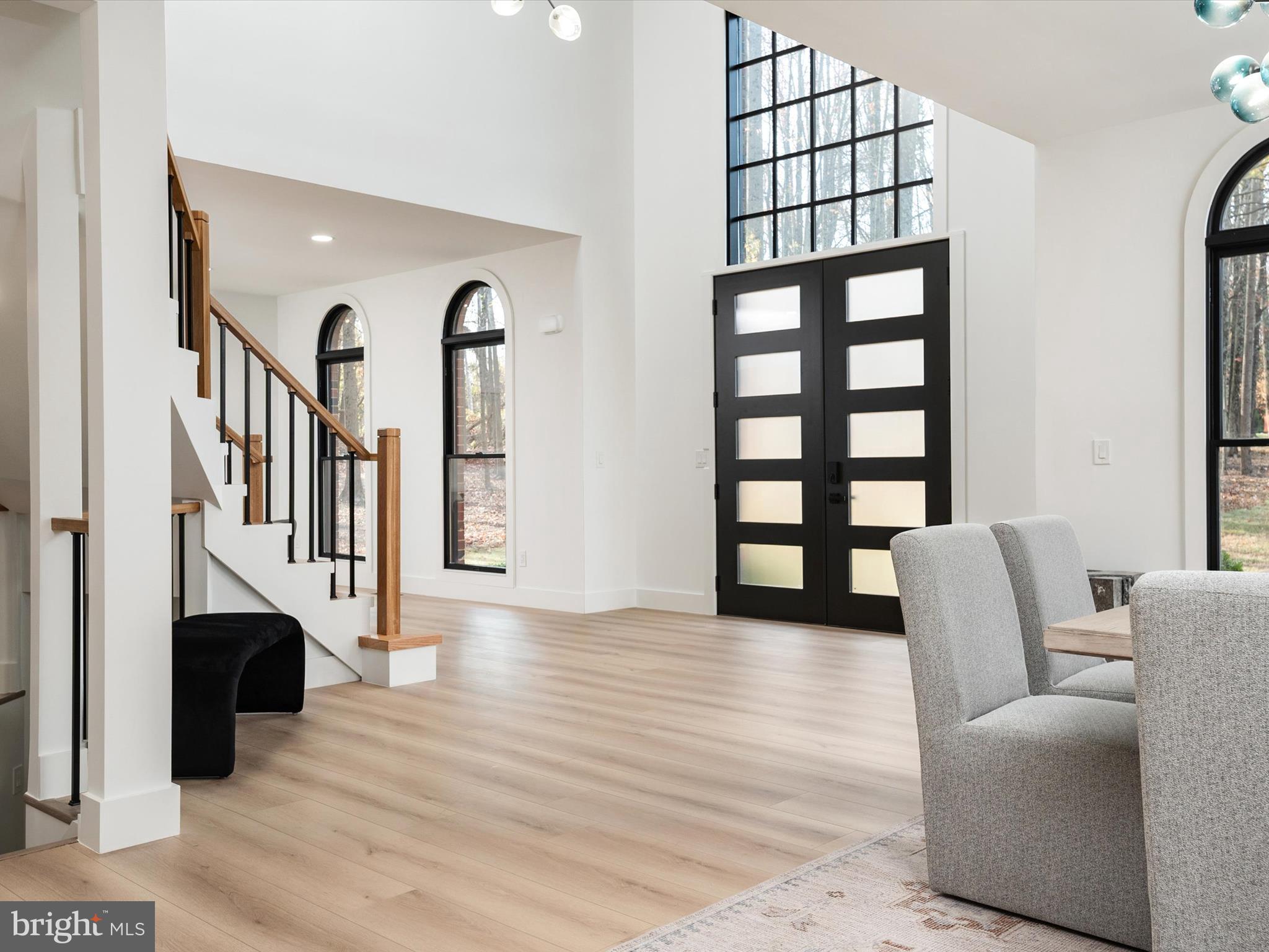 SOUTH RIVER COLONY - Residential