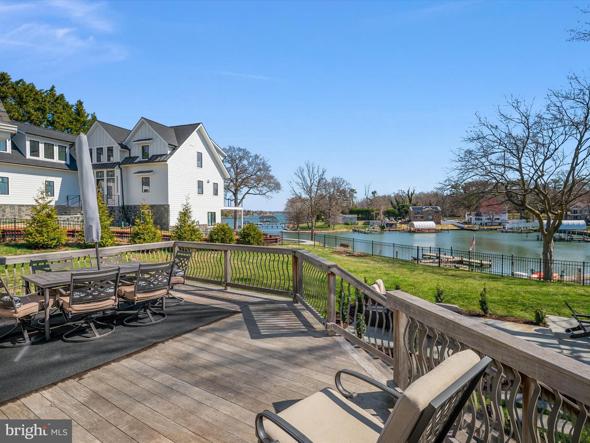 WEST SHORE - Residential