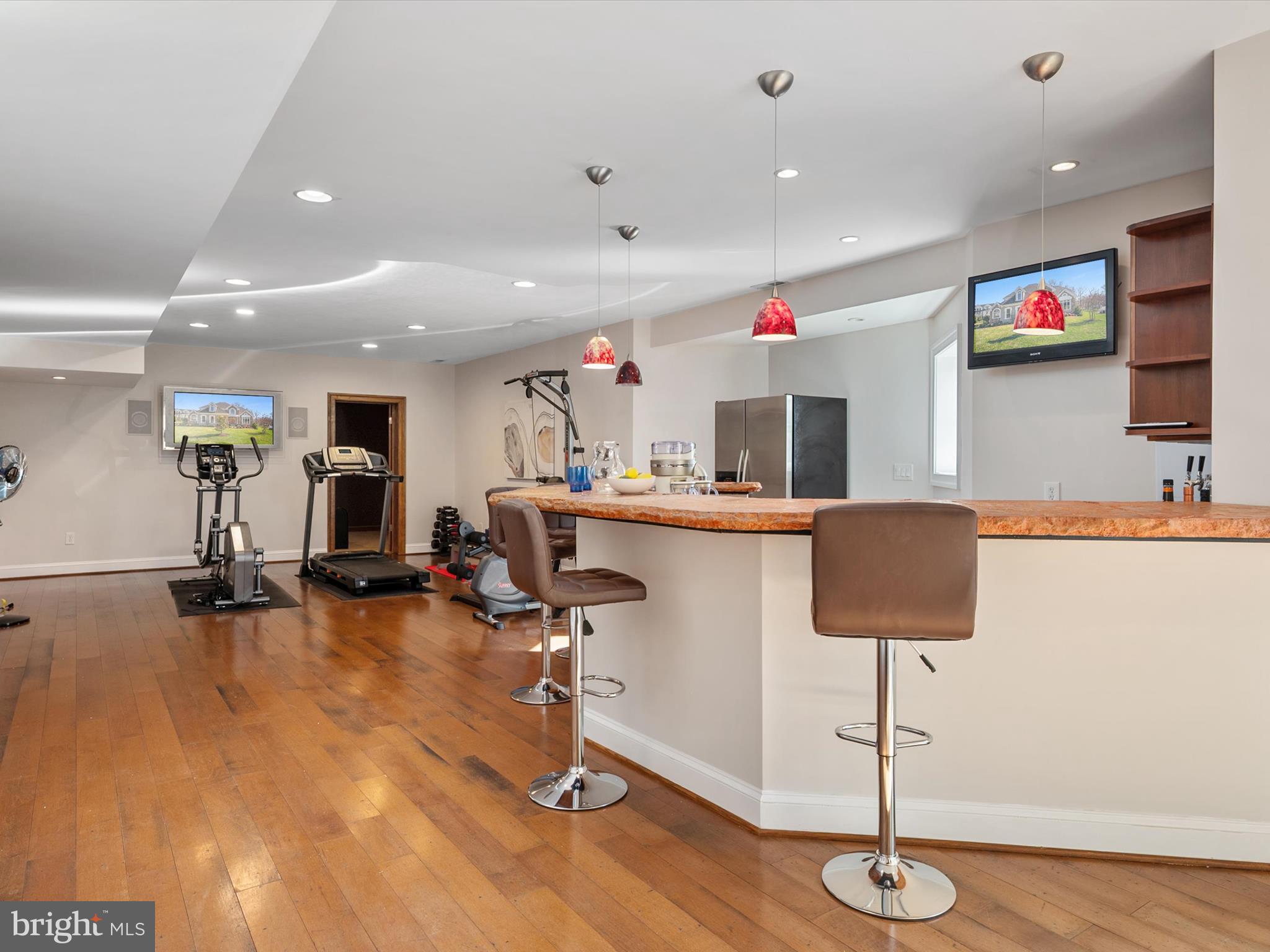 WEST SHORE - Residential