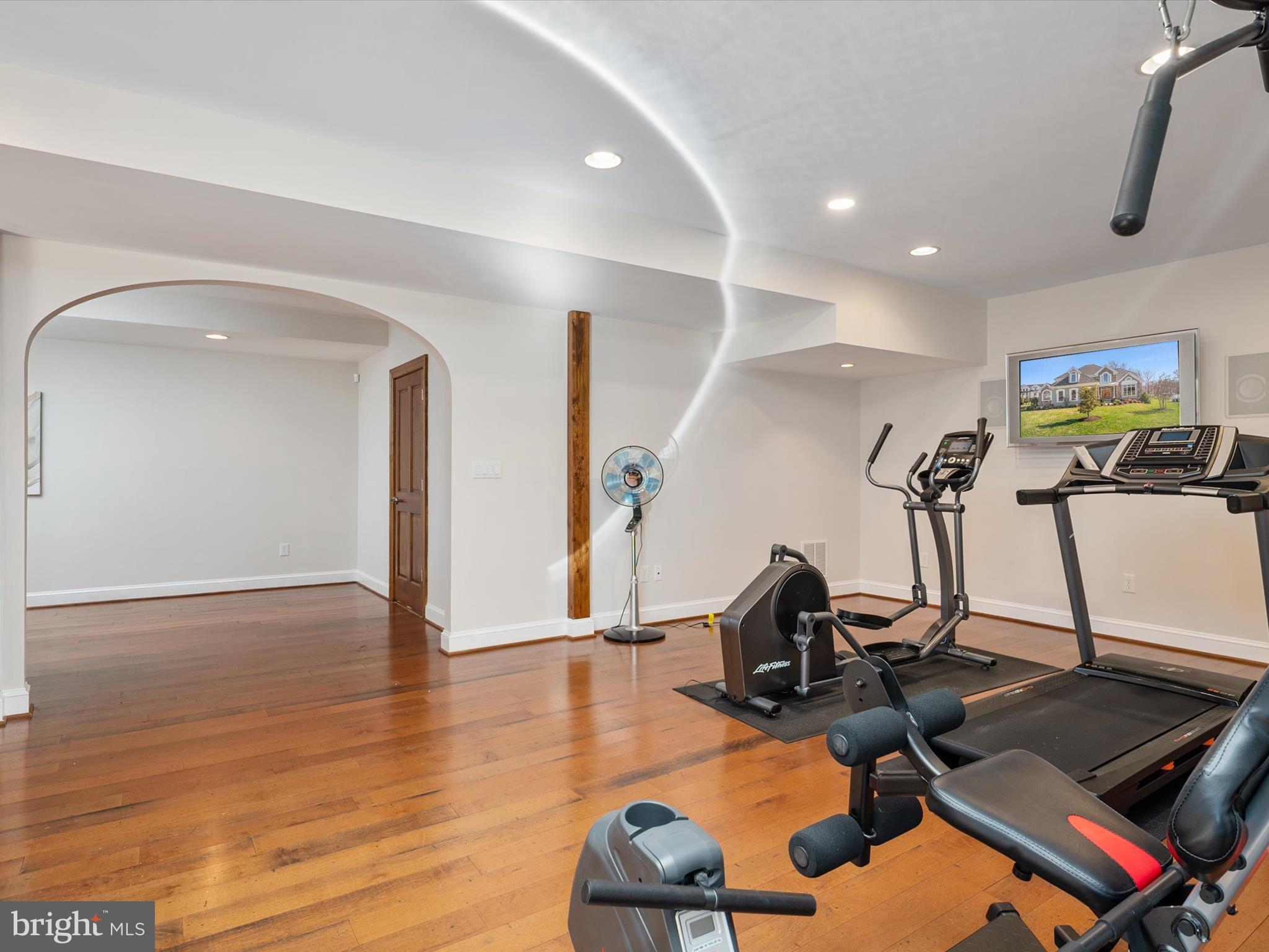 WEST SHORE - Residential