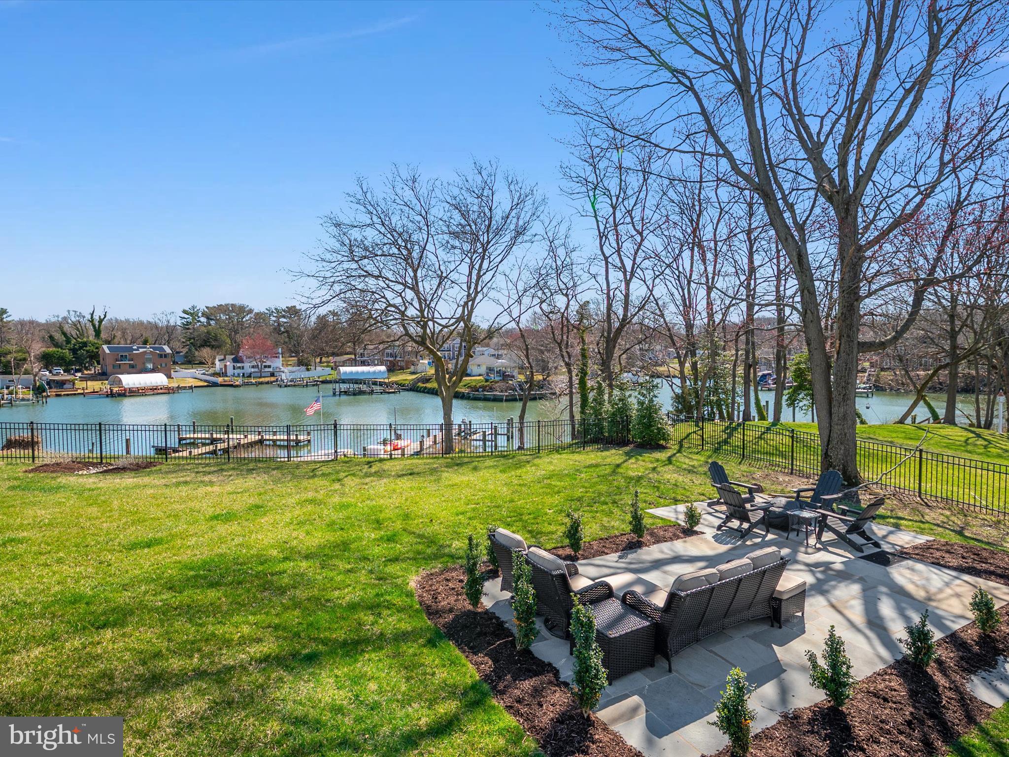 WEST SHORE - Residential