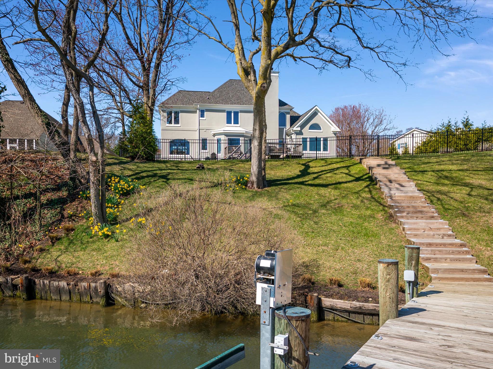 WEST SHORE - Residential