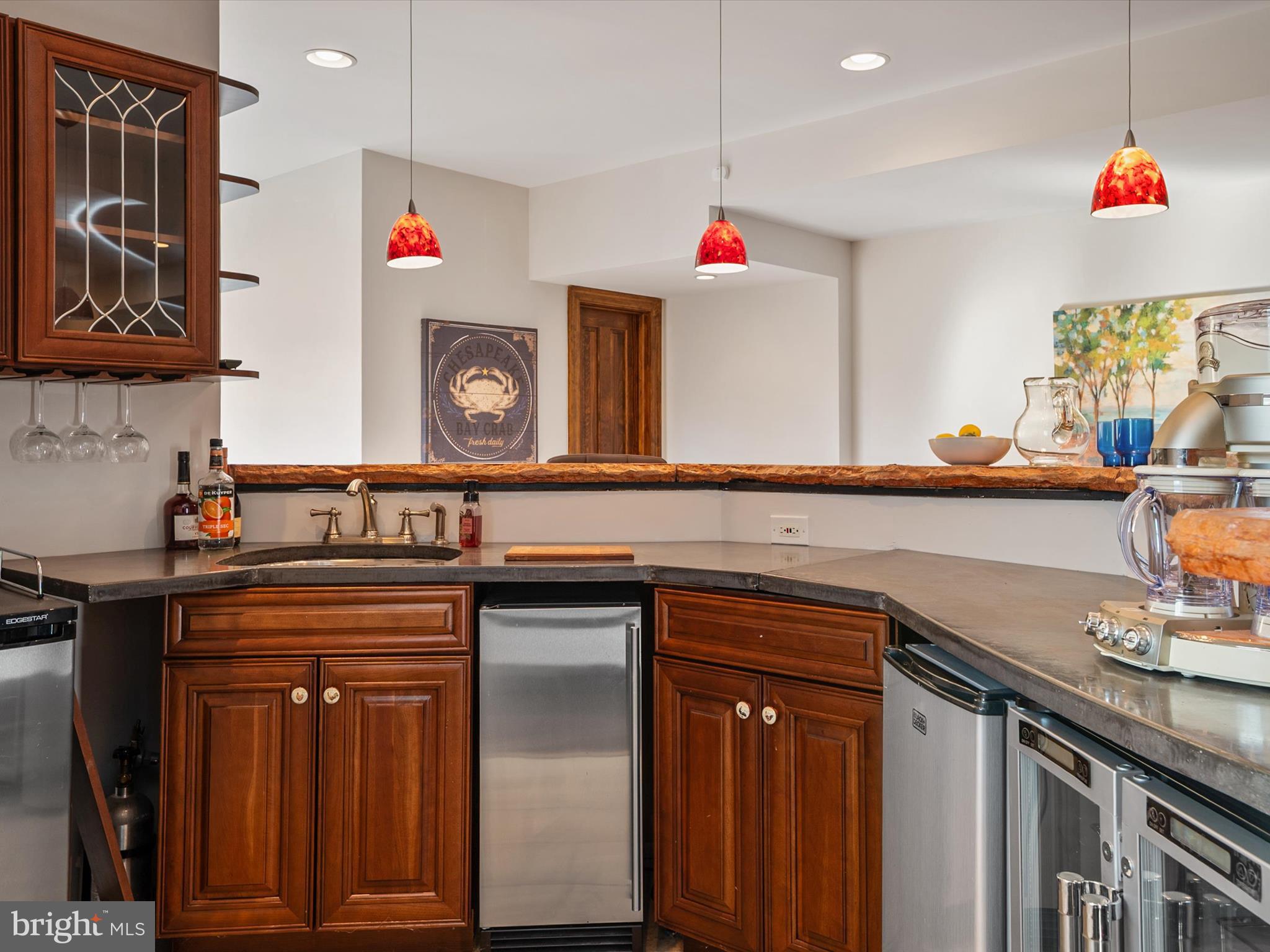 WEST SHORE - Residential