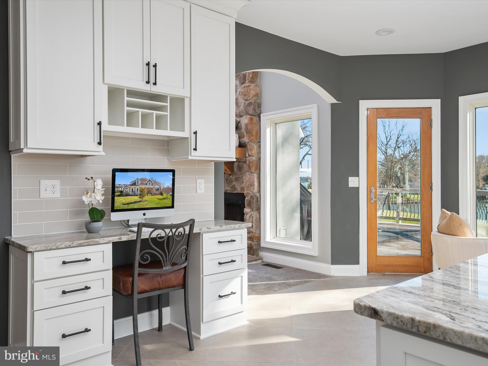 WEST SHORE - Residential