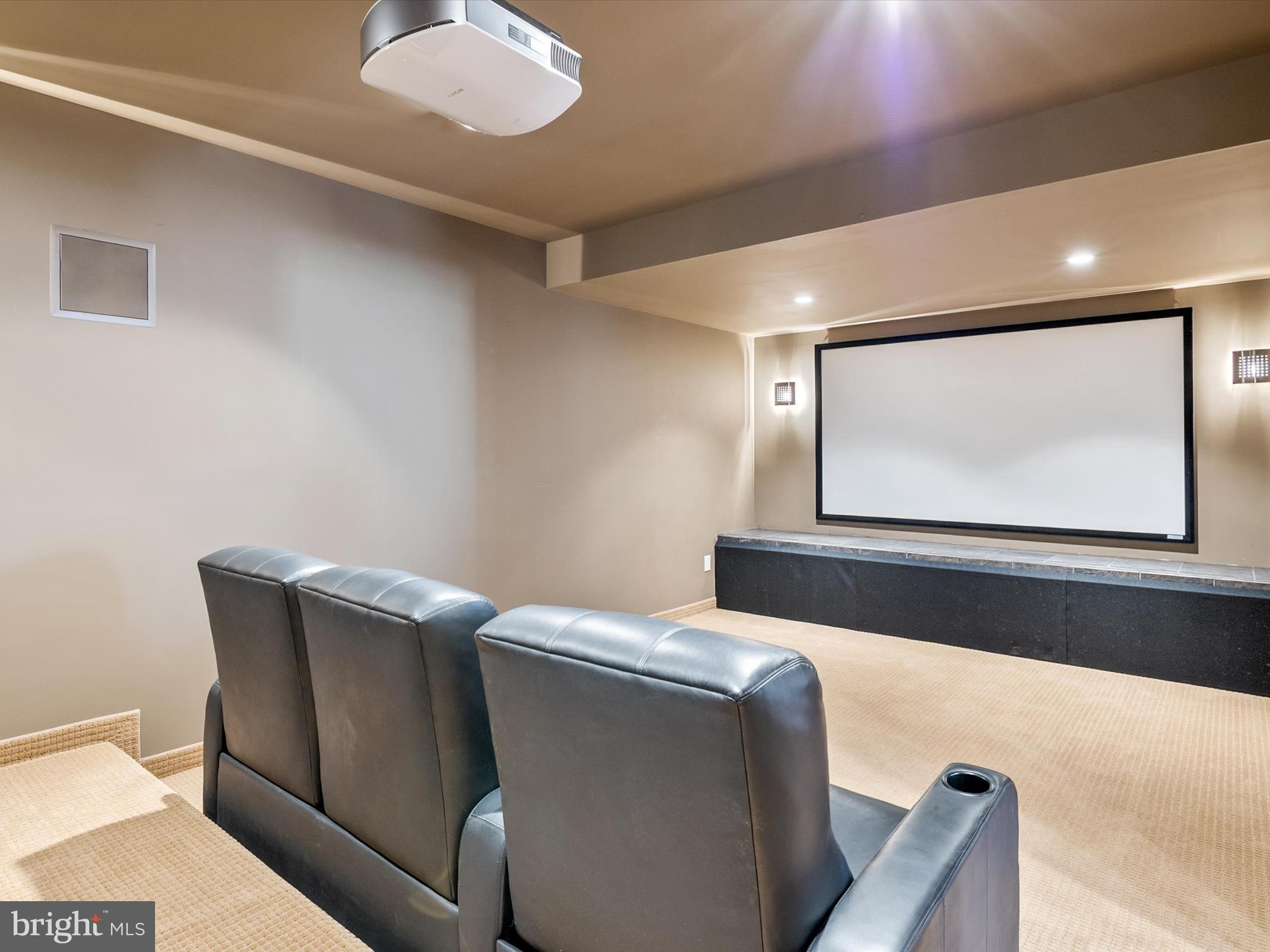 WEST SHORE - Residential