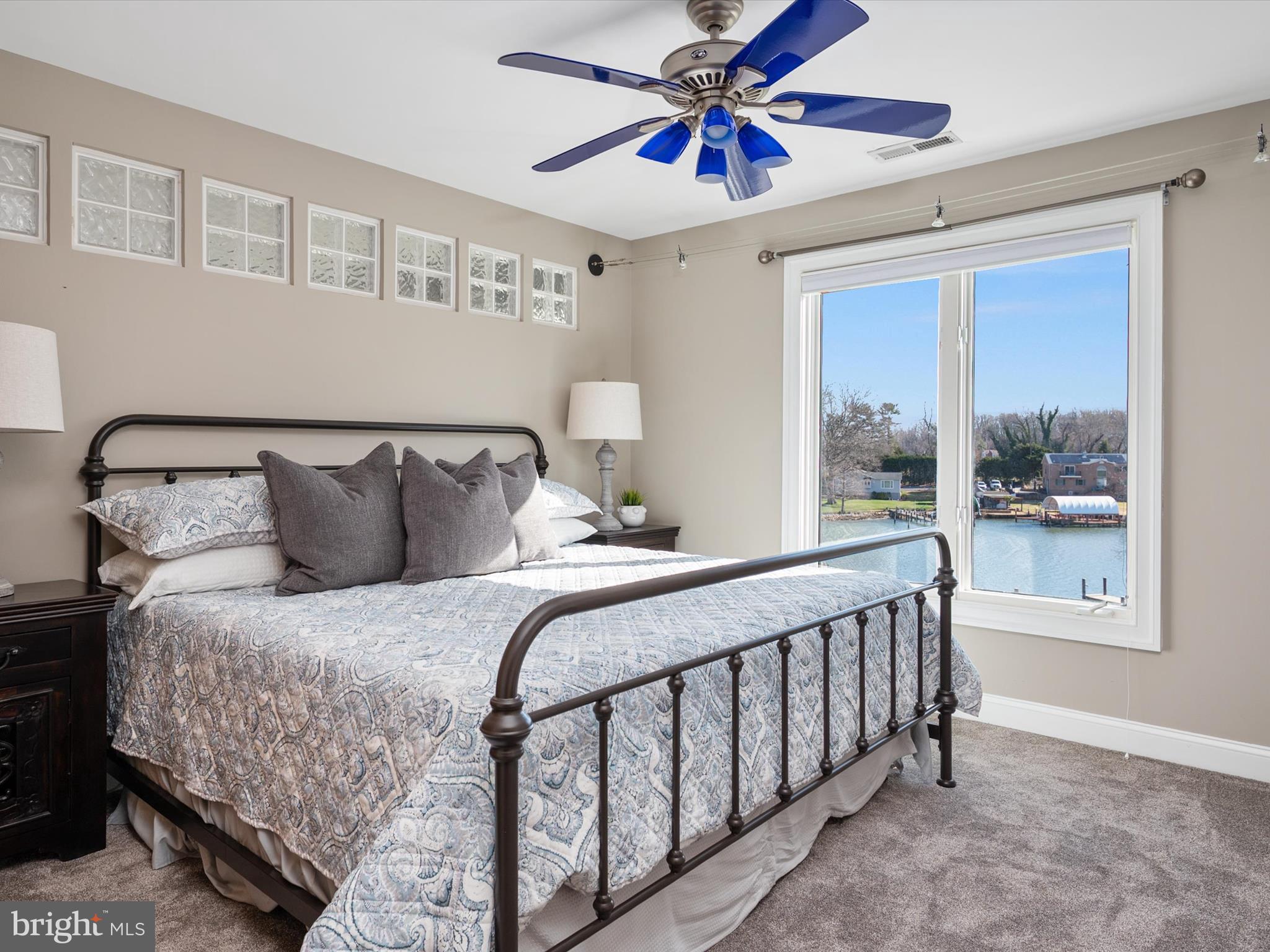 WEST SHORE - Residential