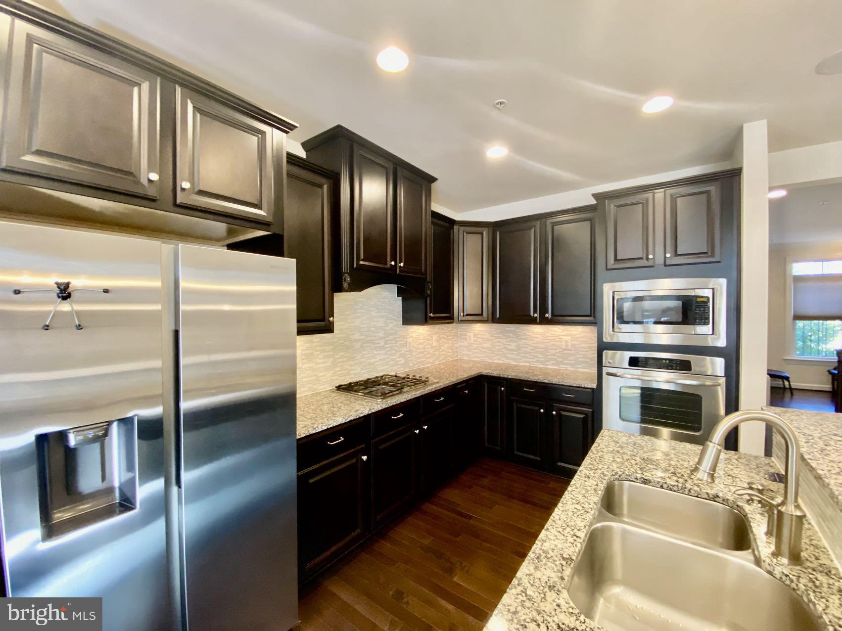 WATKINS MILL TOWN CENTER - Residential Lease