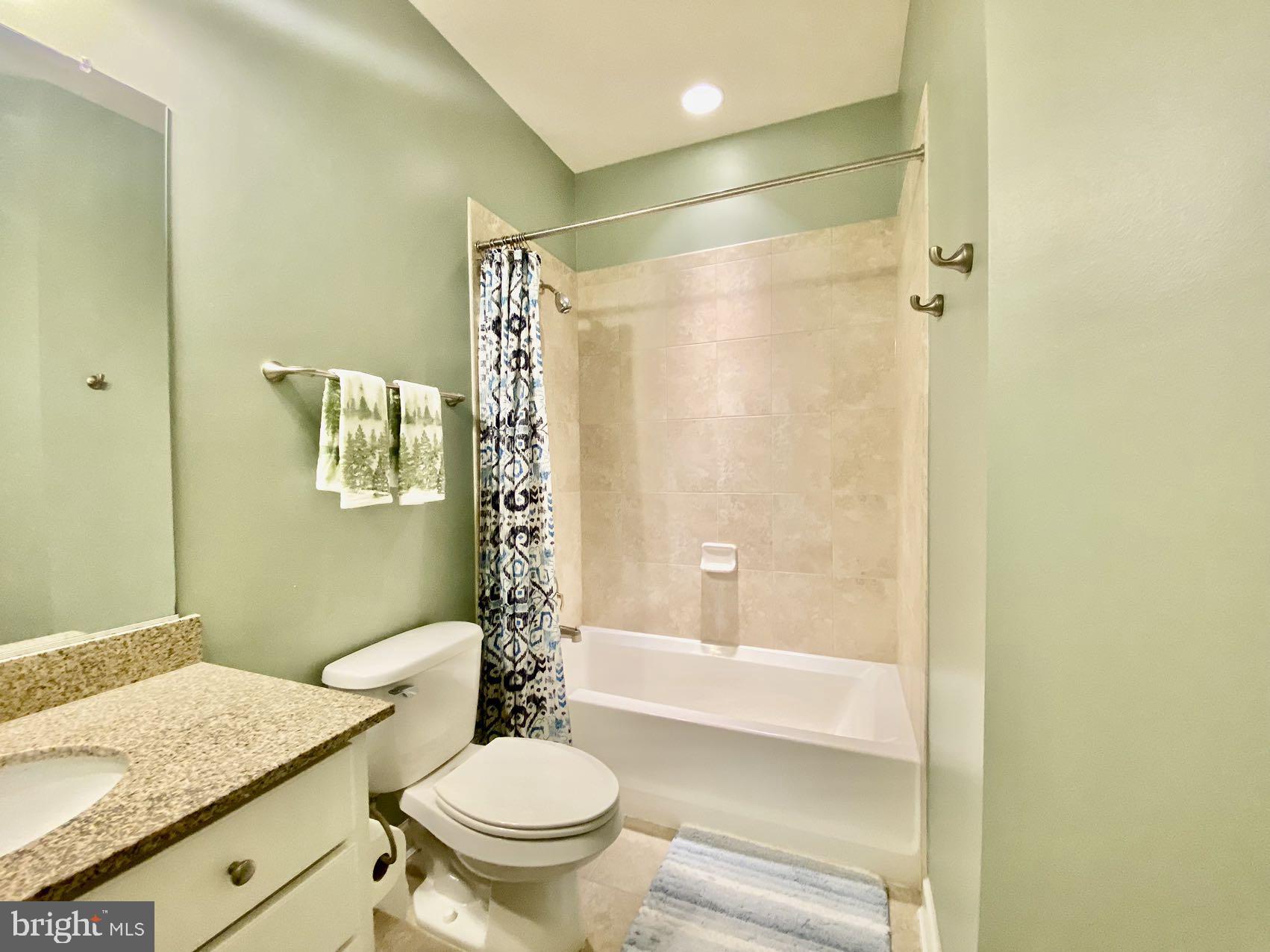 WATKINS MILL TOWN CENTER - Residential Lease