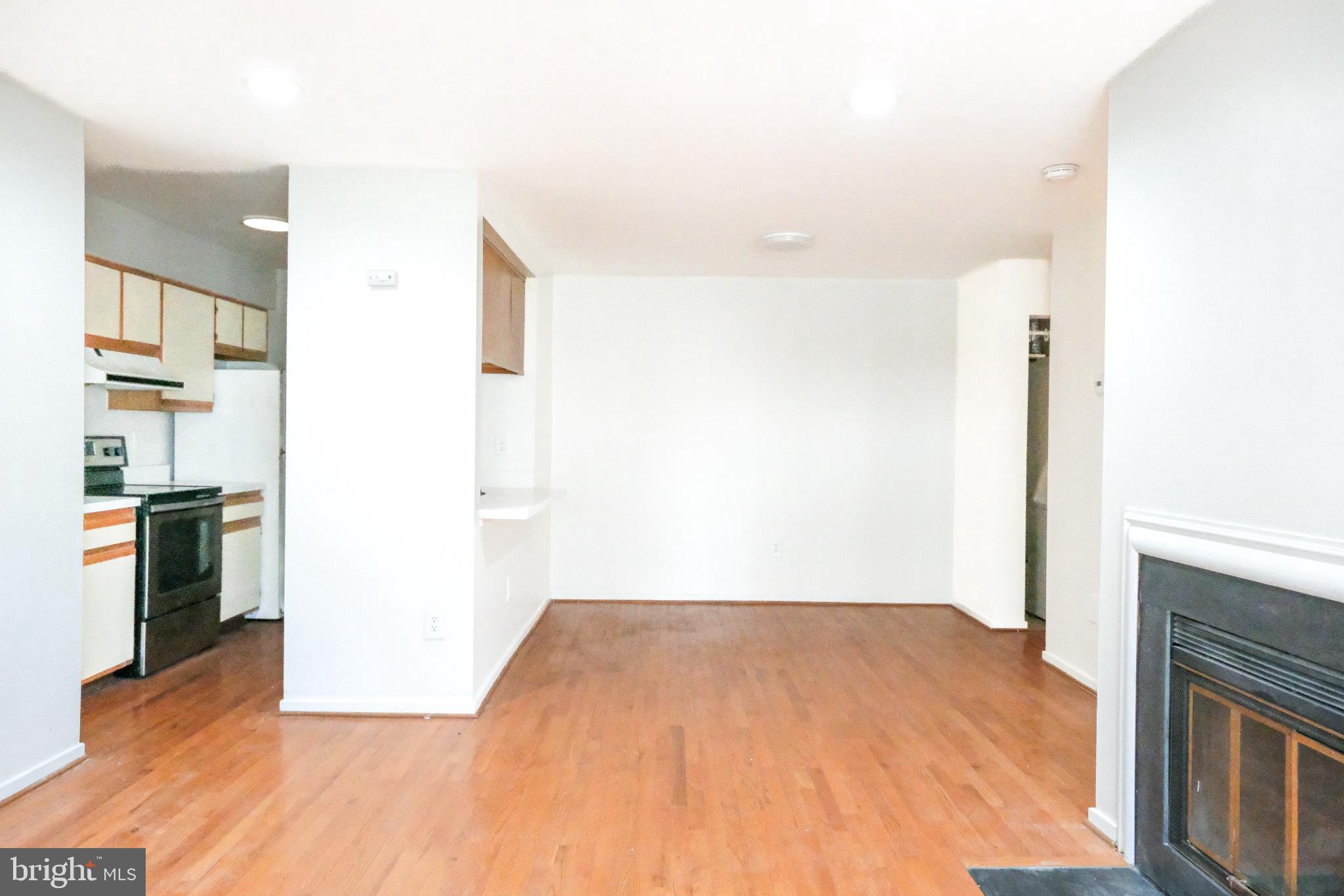 9936 HELLINGLY PLACE 141