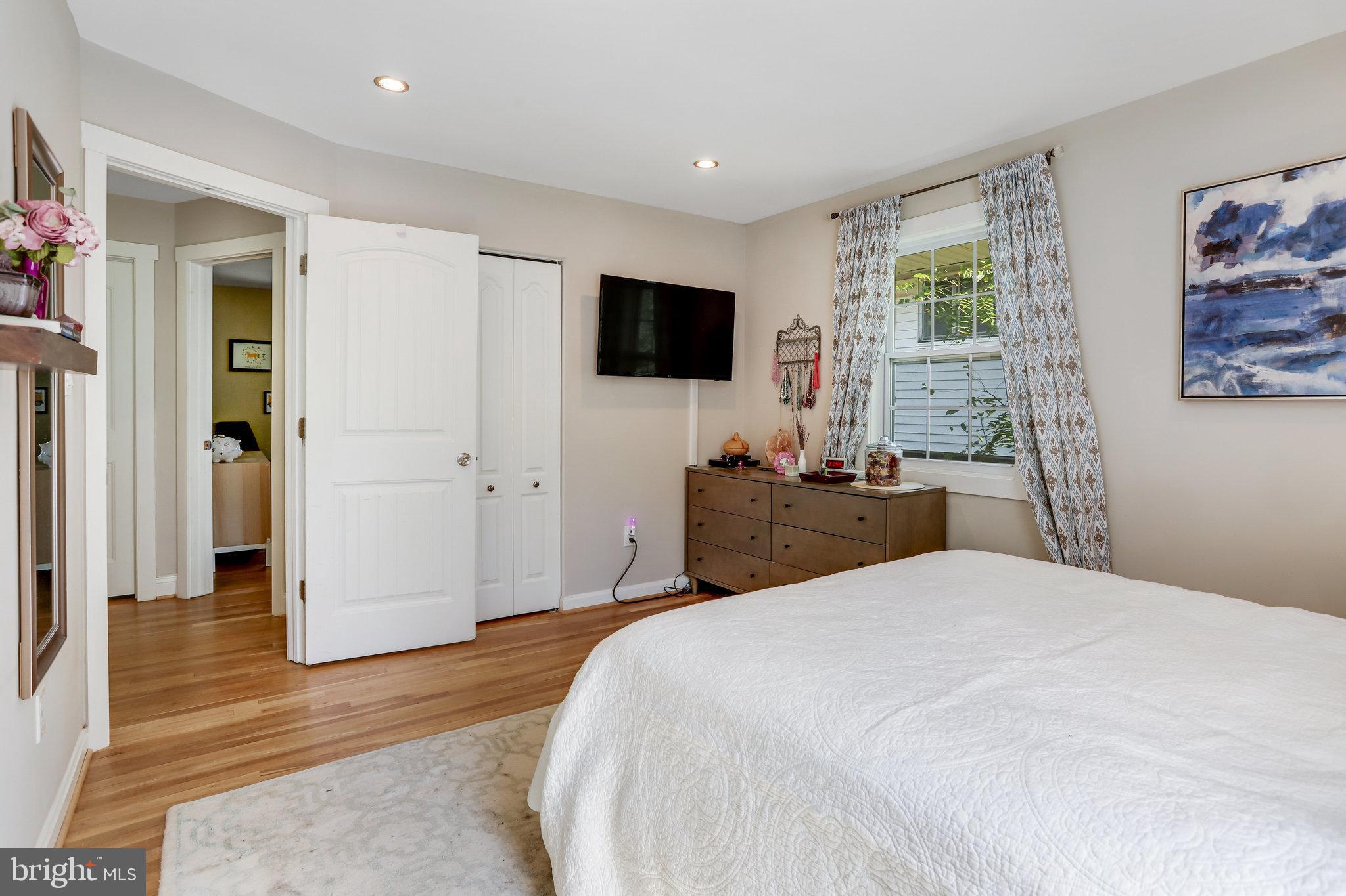 BROOKHAVEN - Residential